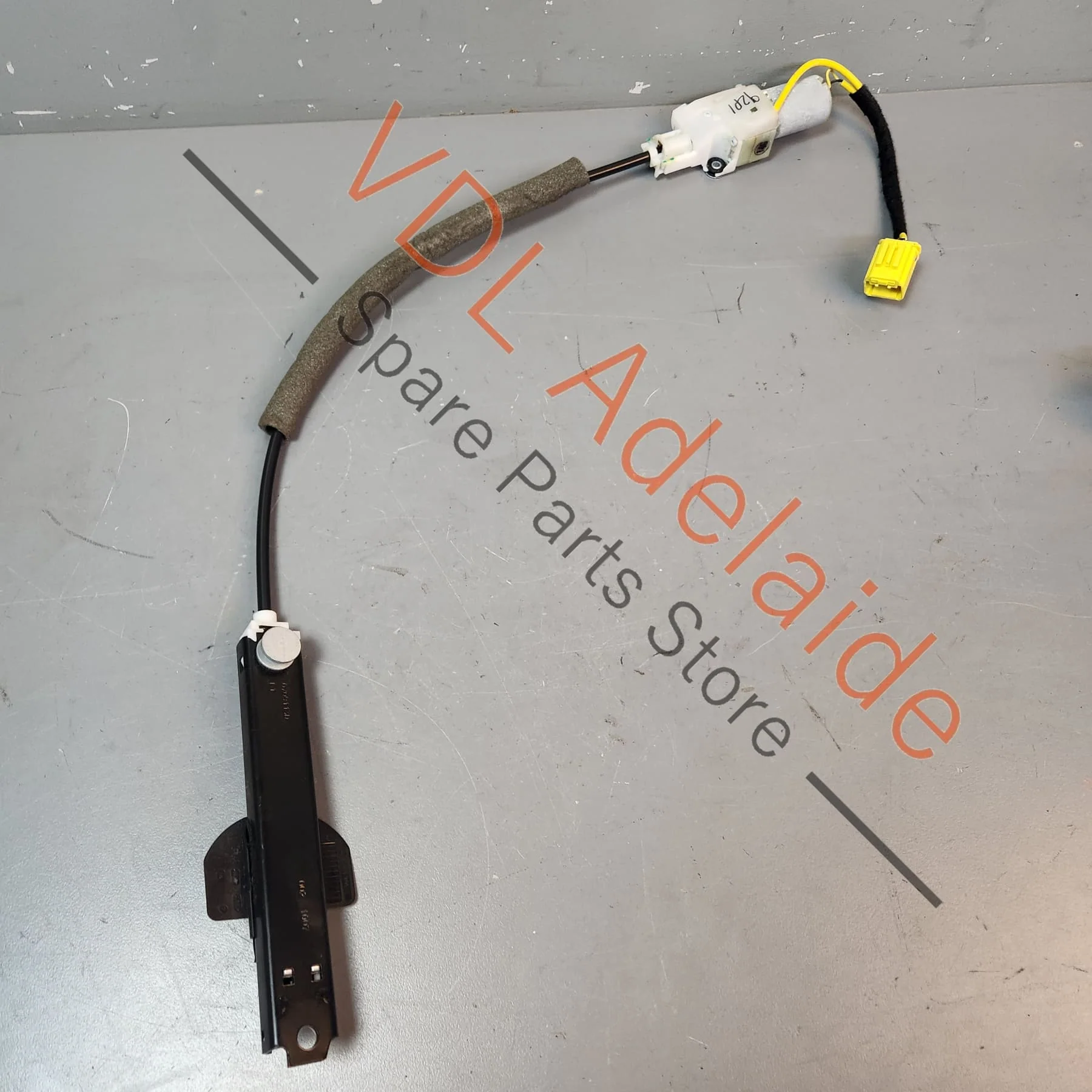 Porsche Cayenne 9PA 955 957 Front Seatbelt Automatic Vertical Adjustment Motor