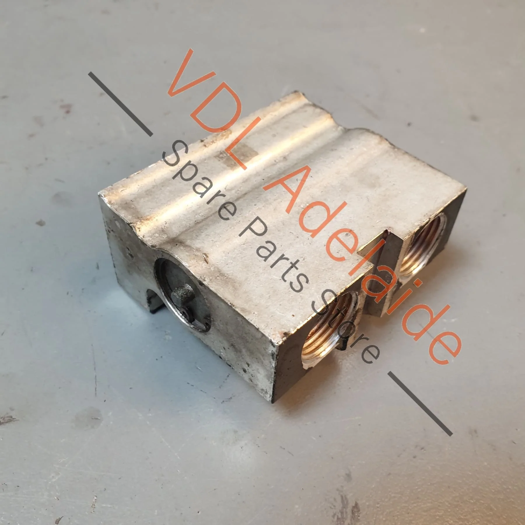 VW Audi Porsche Automatic Transmission Oil Cooler Thermostat Block Valve 7L0317027 - Image 5