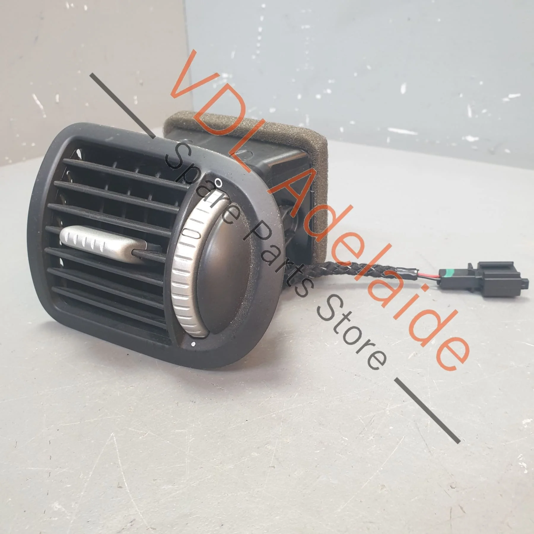 Porsche Cayenne 9PA 955 957 Right Dash Dashboard Air Vent for AC 95555222503 95555222502 7L5819704B - Image 2