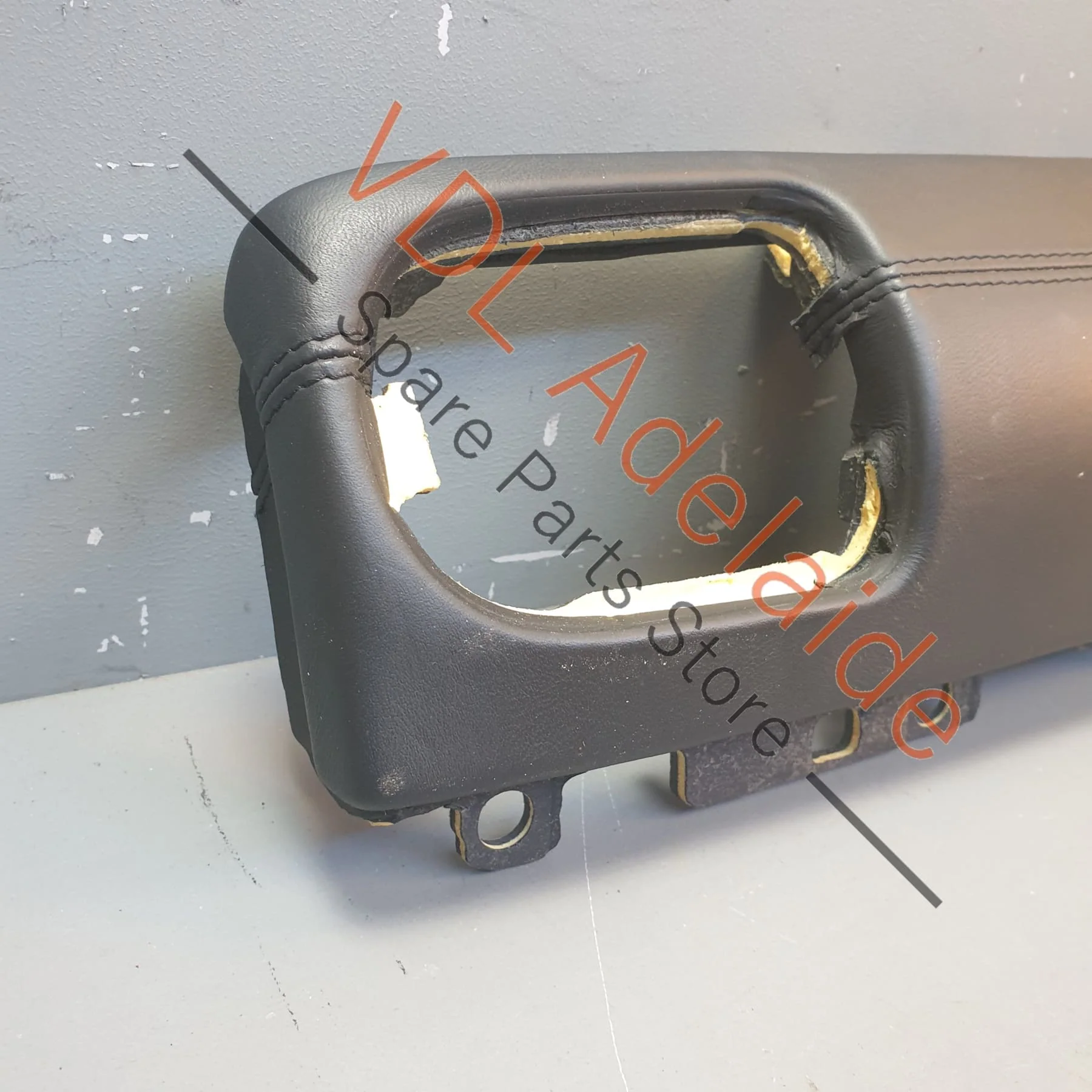 Porsche Cayenne 9PA GTS RHD Leather Dashboard Trim Upper for Passenger Side 95555245202 A11 7L5857503A - Image 2