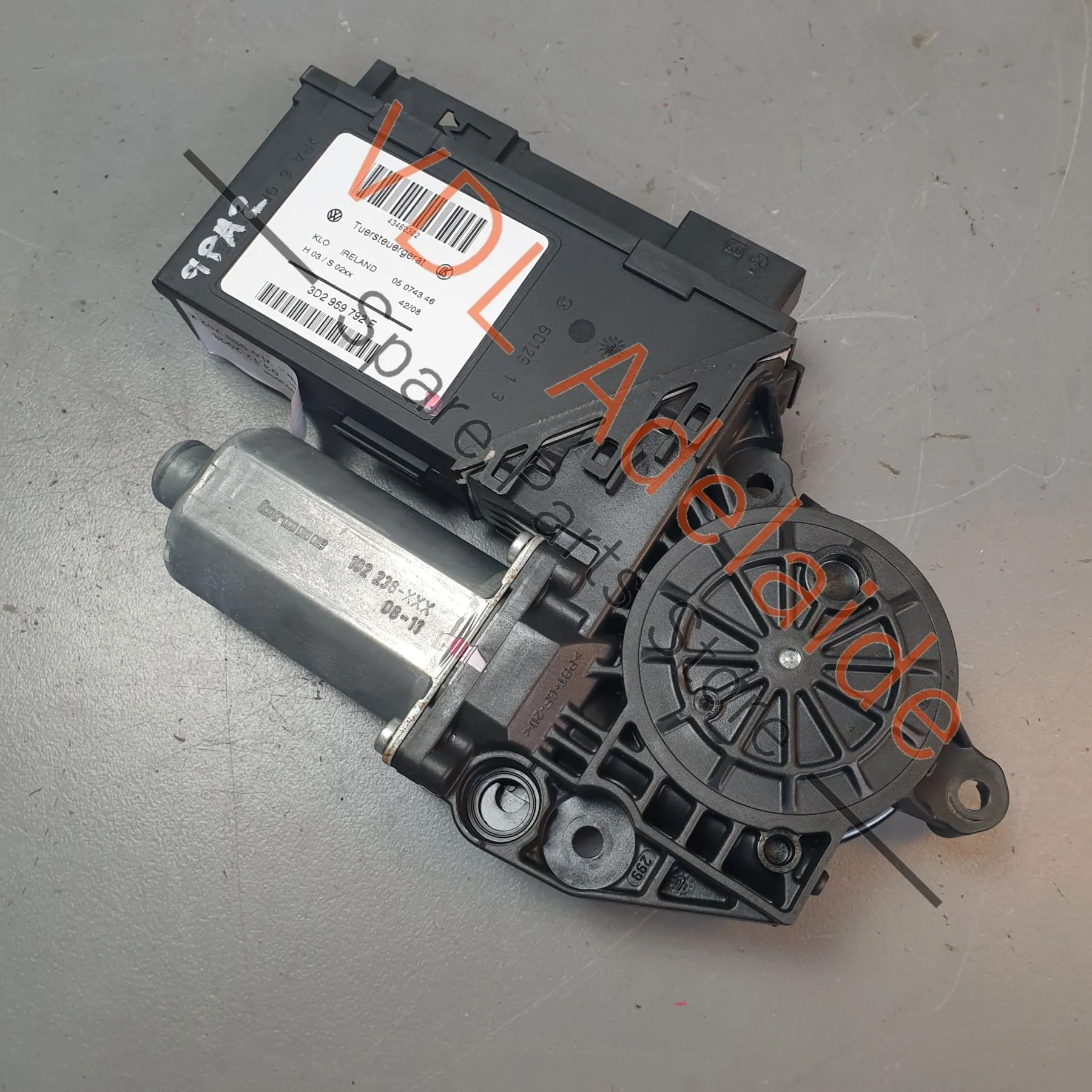 Porsche Cayenne 9PA VW Touareg Front Left Window Motor 95562470203 7L0959702L 3D2959792E