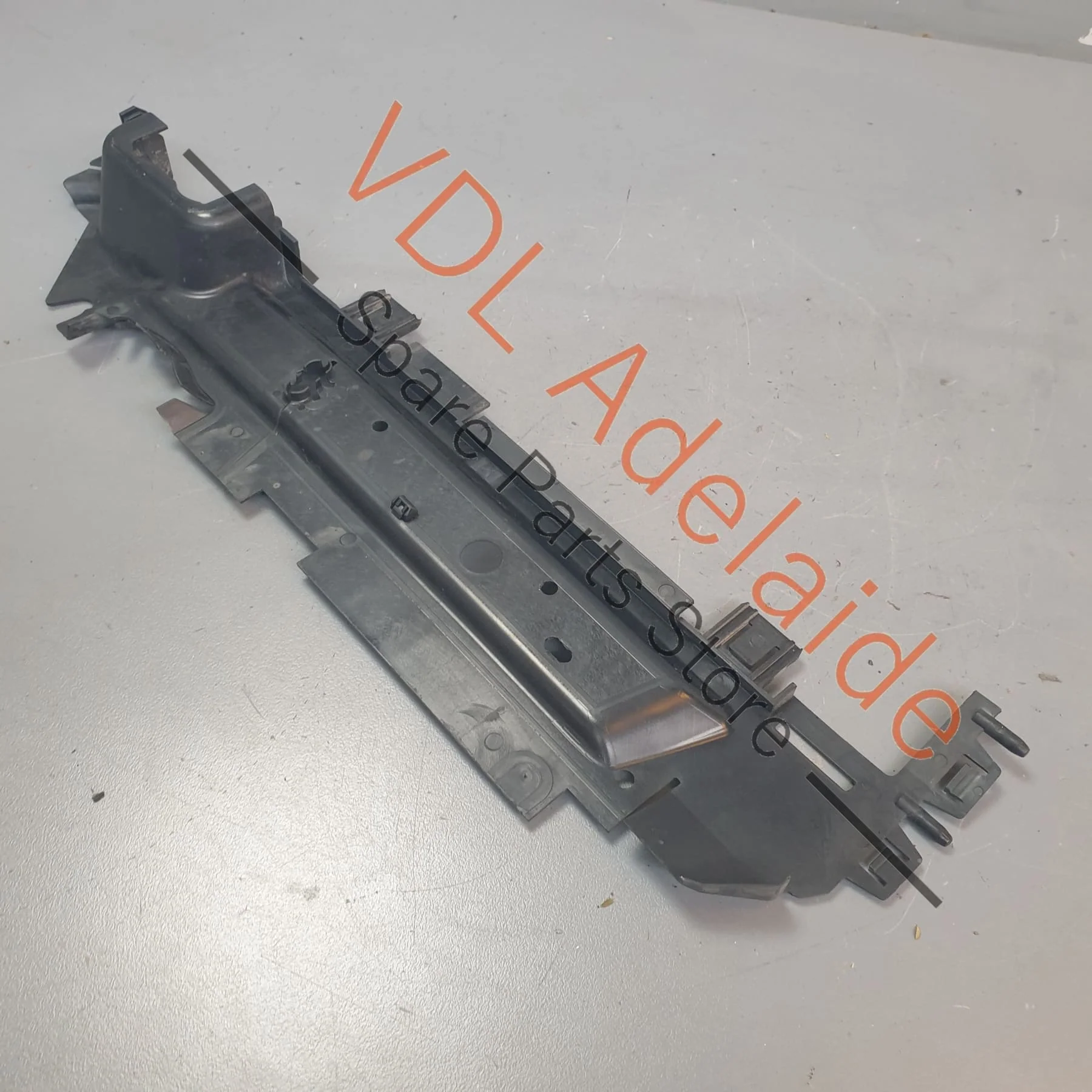 Porsche Cayenne E3 9YA 9YB Centre Front Radiator Support Air Guides Pair 9Y0121707D L & 9Y0121707D R - Image 10
