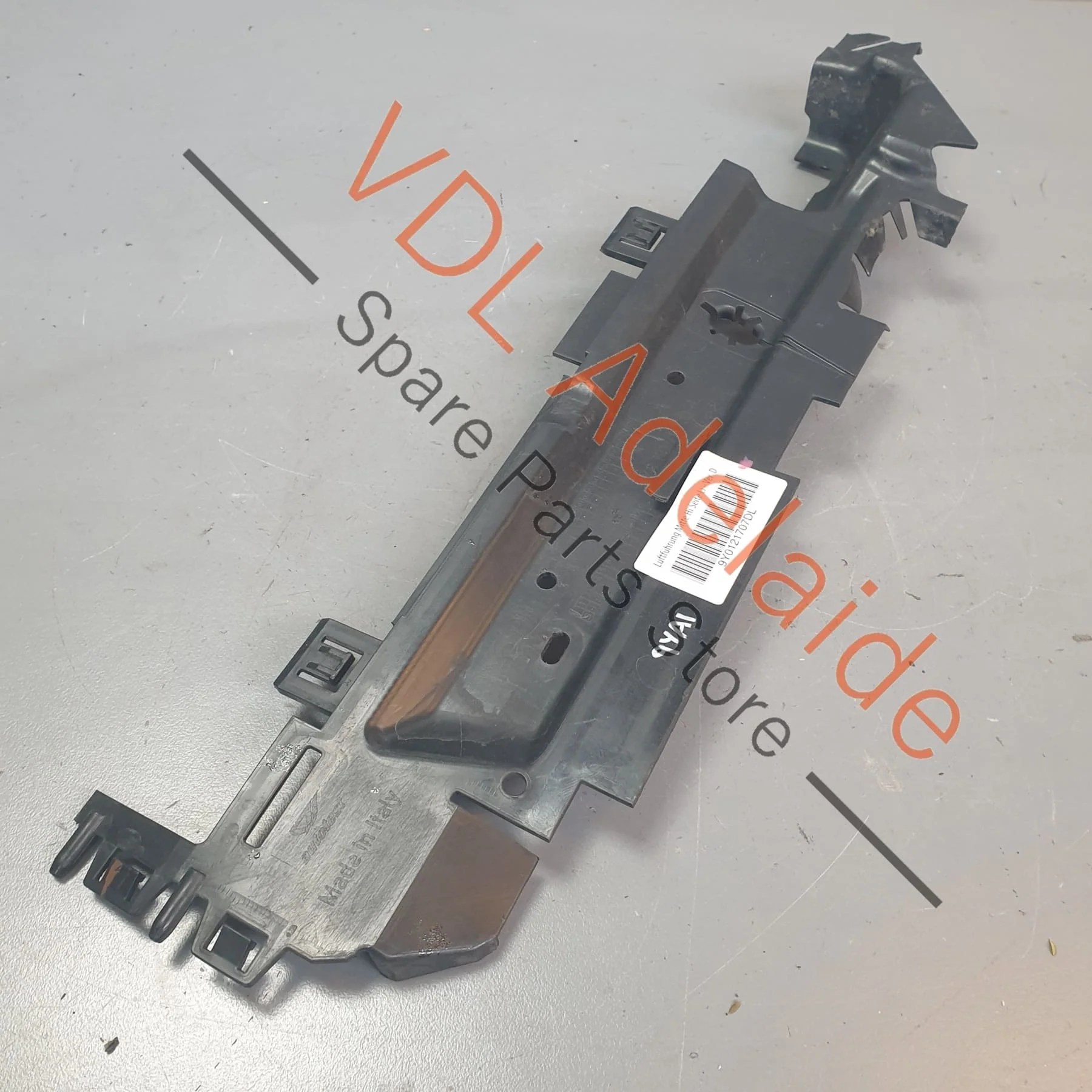 Porsche Cayenne E3 9YA 9YB Centre Front Radiator Support Air Guides Pair 9Y0121707D L & 9Y0121707D R - Image 6