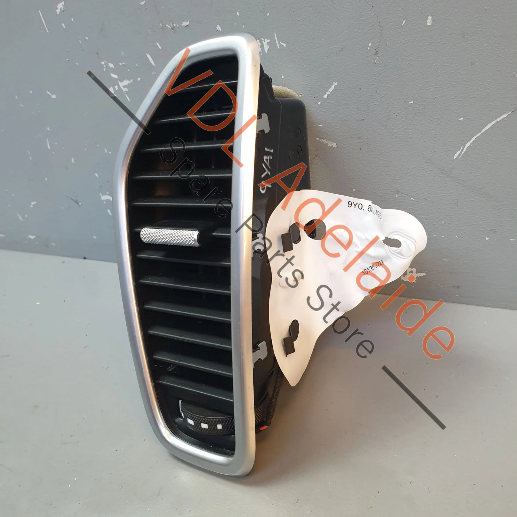 Porsche Cayenne E3 9YA 9YB Right Side AC Air Vent for Dashboard 9Y0820952 G0B - Image 4