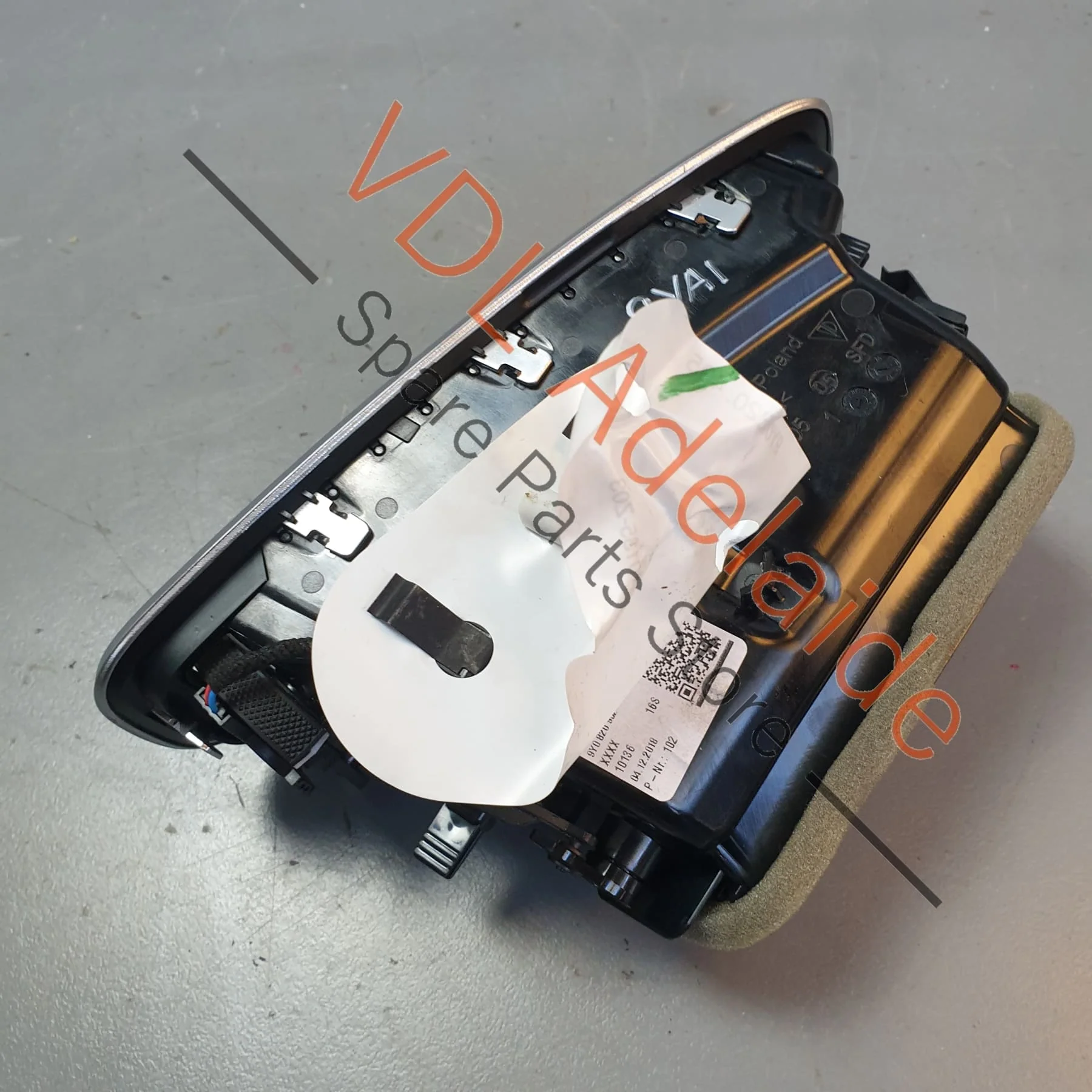 Porsche Cayenne E3 9YA 9YB Right Side AC Air Vent for Dashboard 9Y0820952 G0B - Image 9