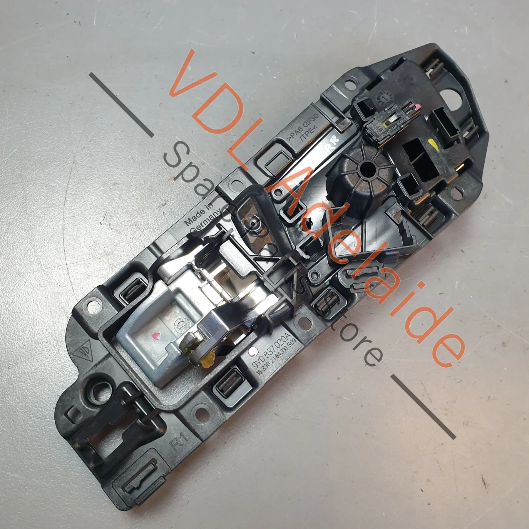 Porsche Cayenne E3 9YA 9YB Right Door Opening Handle Interior Silver Chrome Aluminium 9Y0837020 CZO - Image 13
