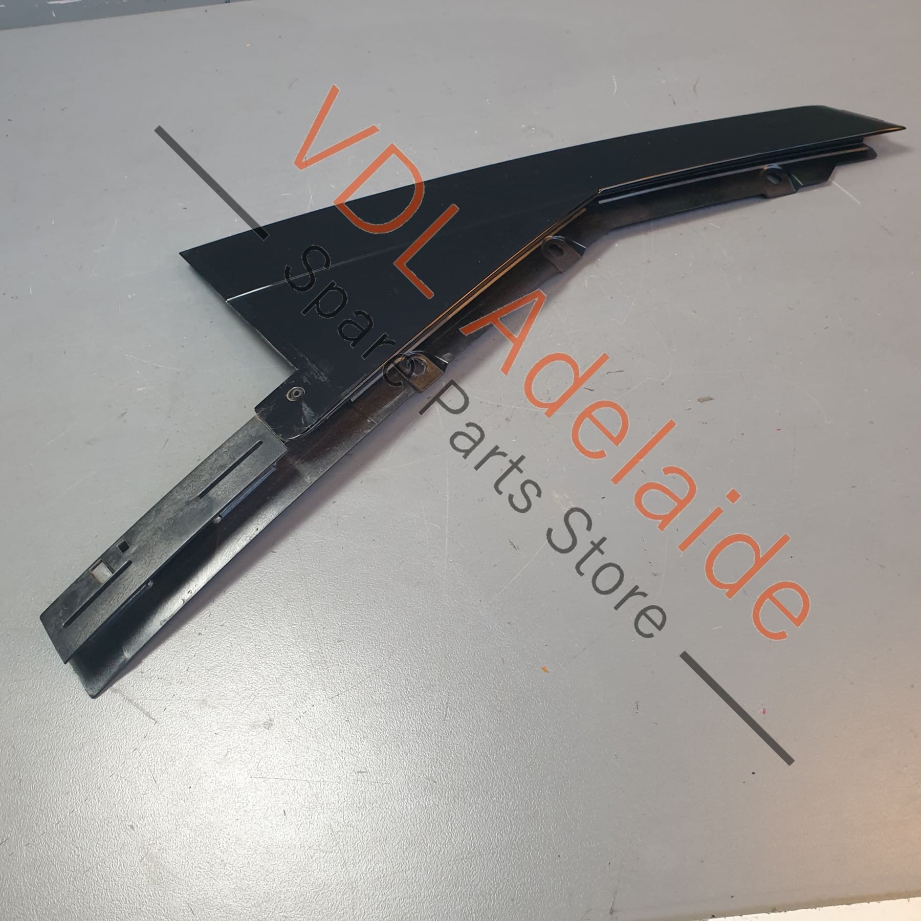 Porsche Cayenne E3 9YA Rear Right Door Exterior Window C Pillar Trim Gloss Black 9Y0839904C 9Y0839904D 9Y0839904E - Image 6