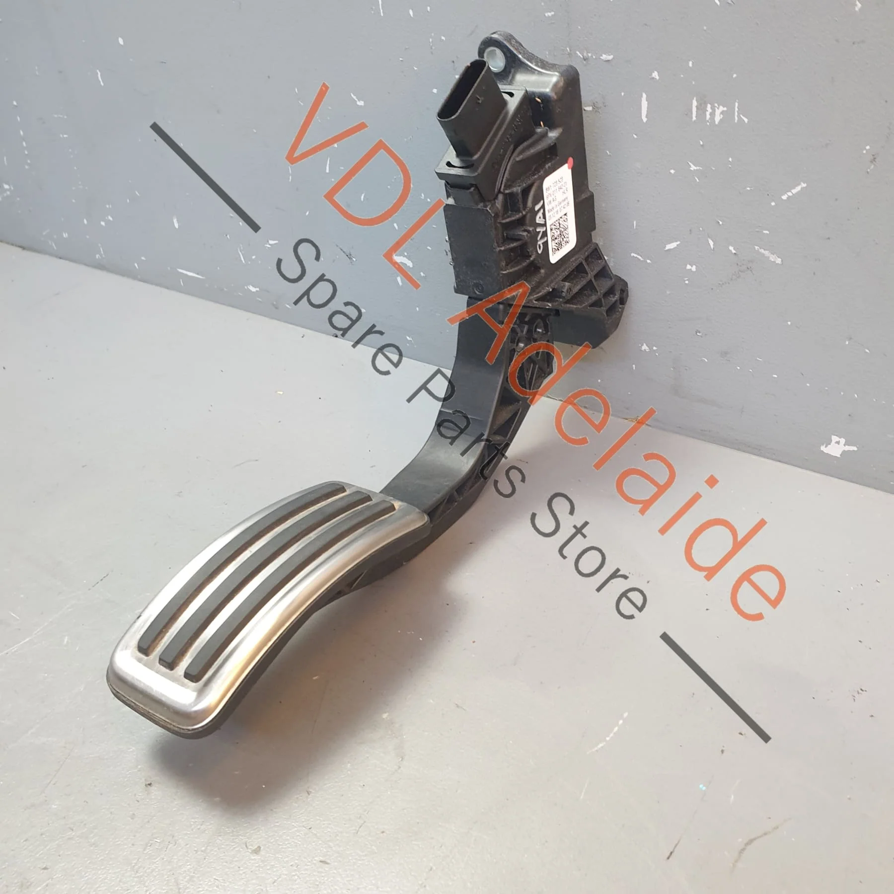 Porsche Cayenne E3 Throttle Gas Pedal Accelerator with Sensor PAB72352300 8W1723523