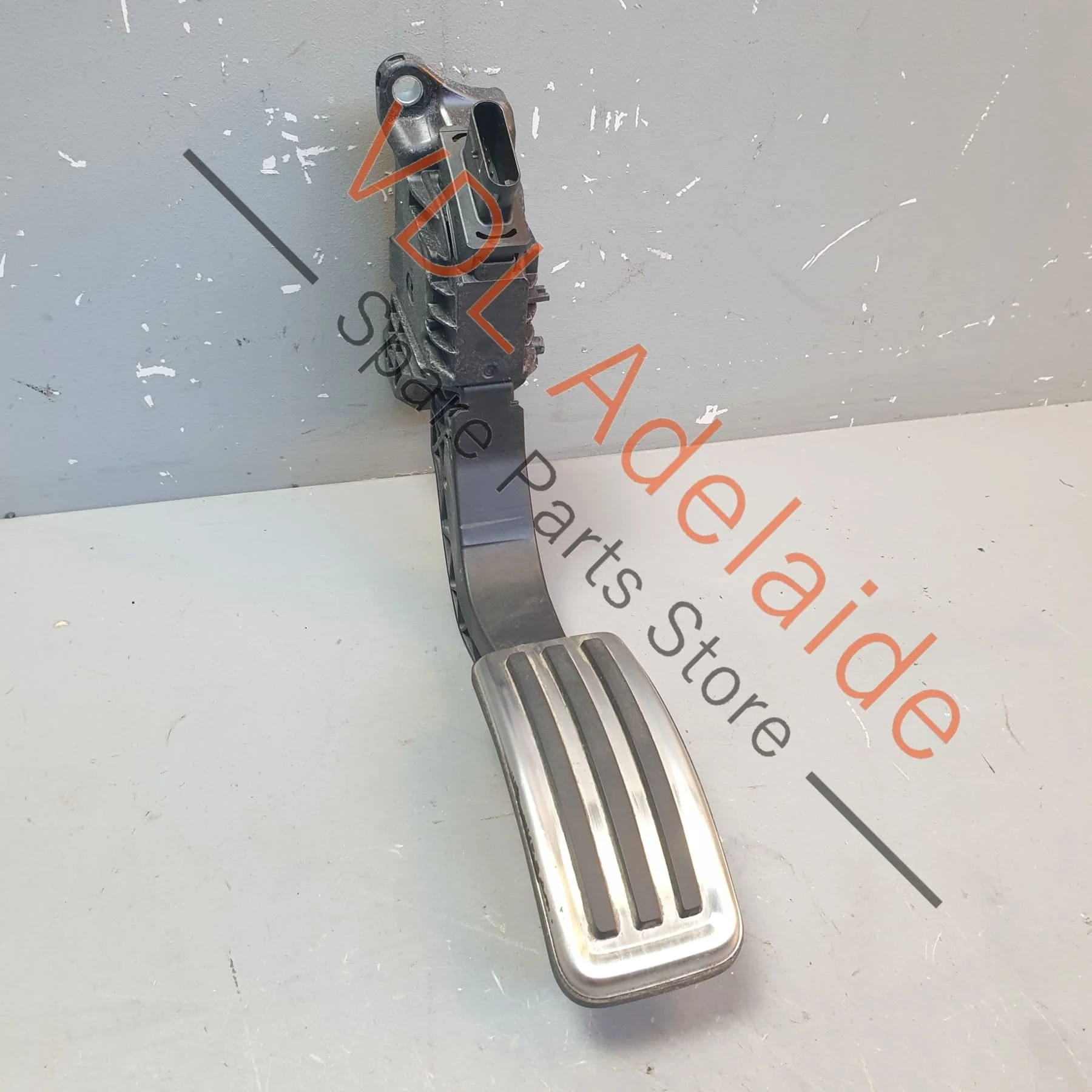 Porsche Cayenne E3 Throttle Gas Pedal Accelerator with Sensor PAB72352300 8W1723523 - Image 2