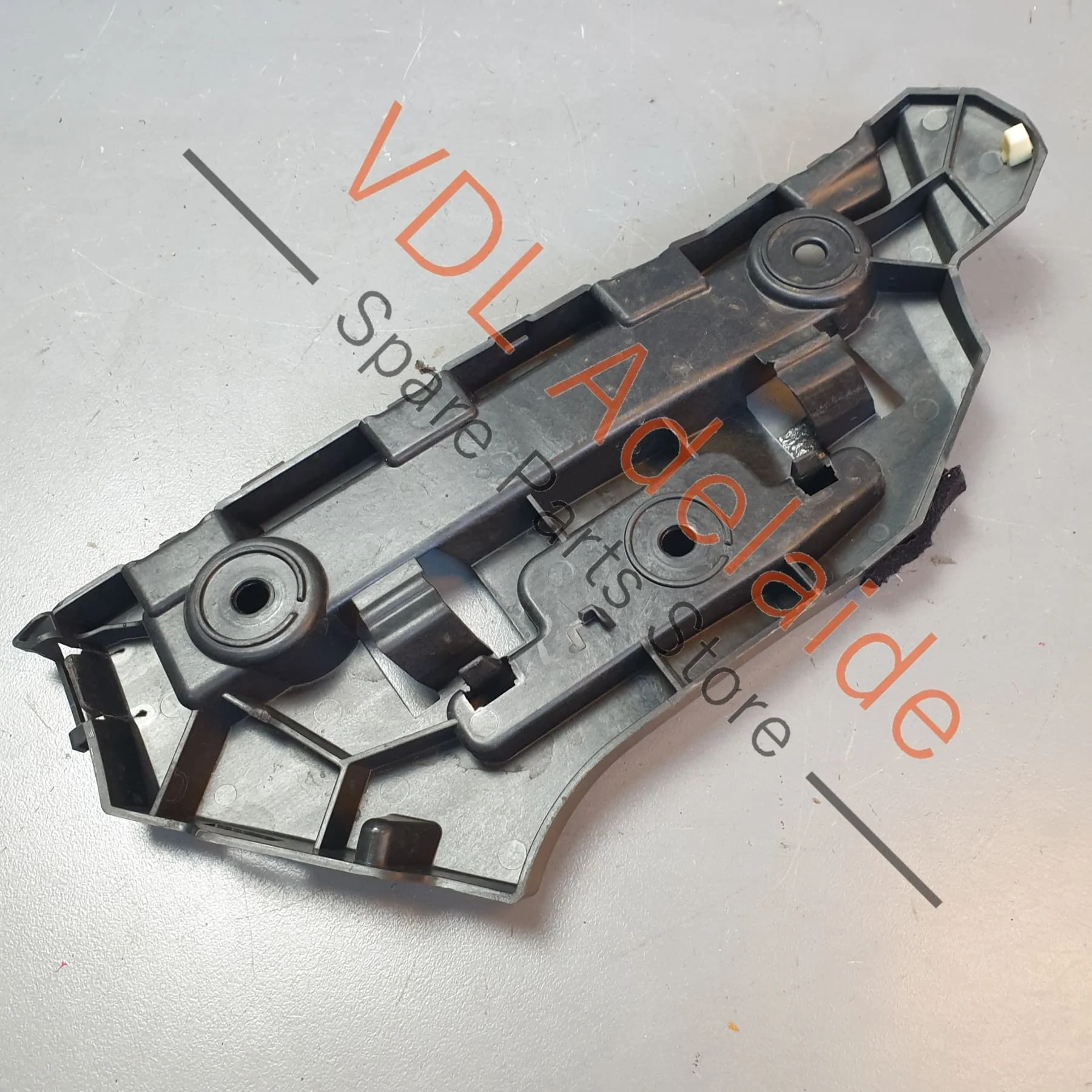Porsche Cayenne E3 Rear Bumper Left Side Corner Securing Strip Bracket 9Y0807405C - Image 7