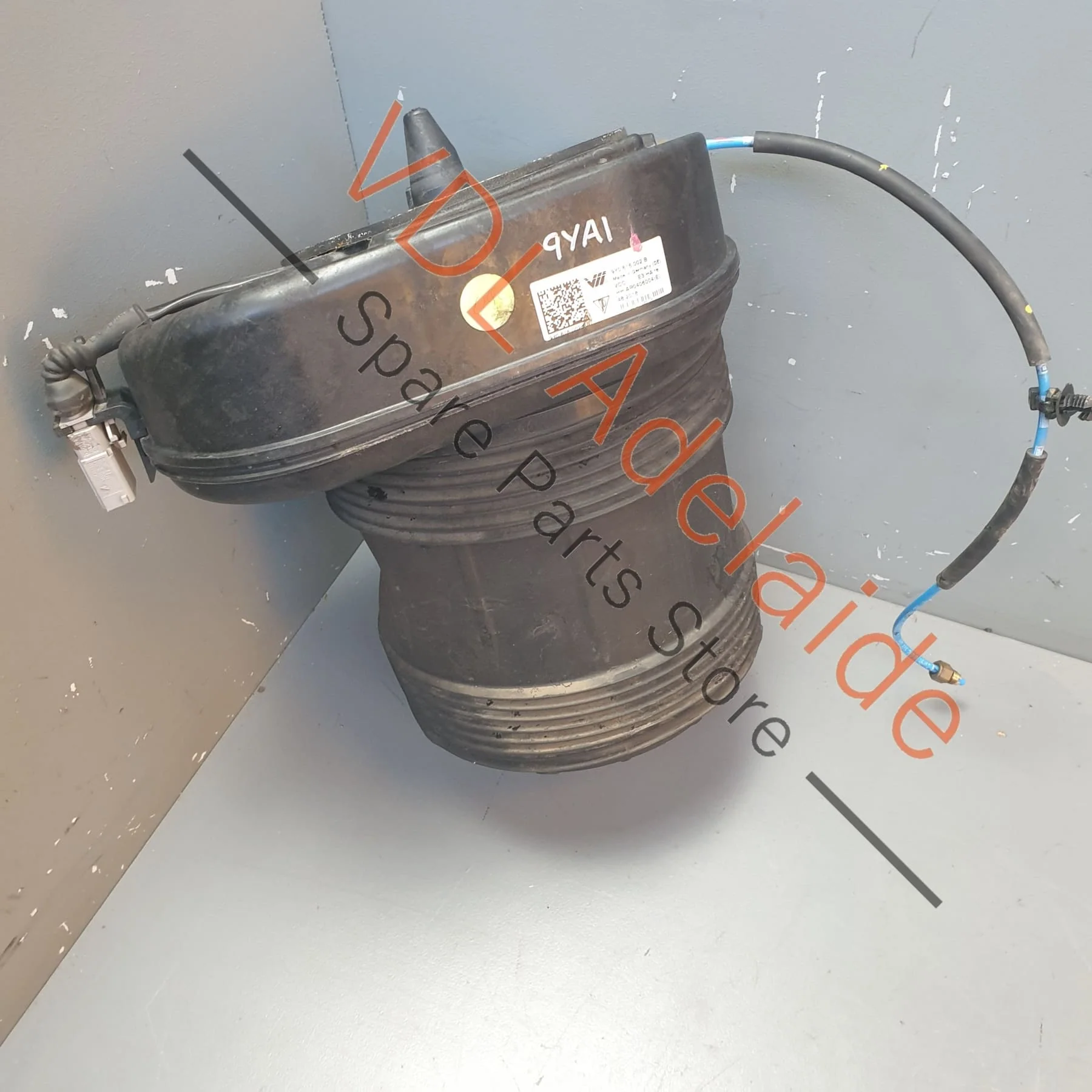 Porsche Cayenne E3 Rear Right Air Suspension Bag Airbag 9Y0616002B 9Y0616002 9Y0616002C