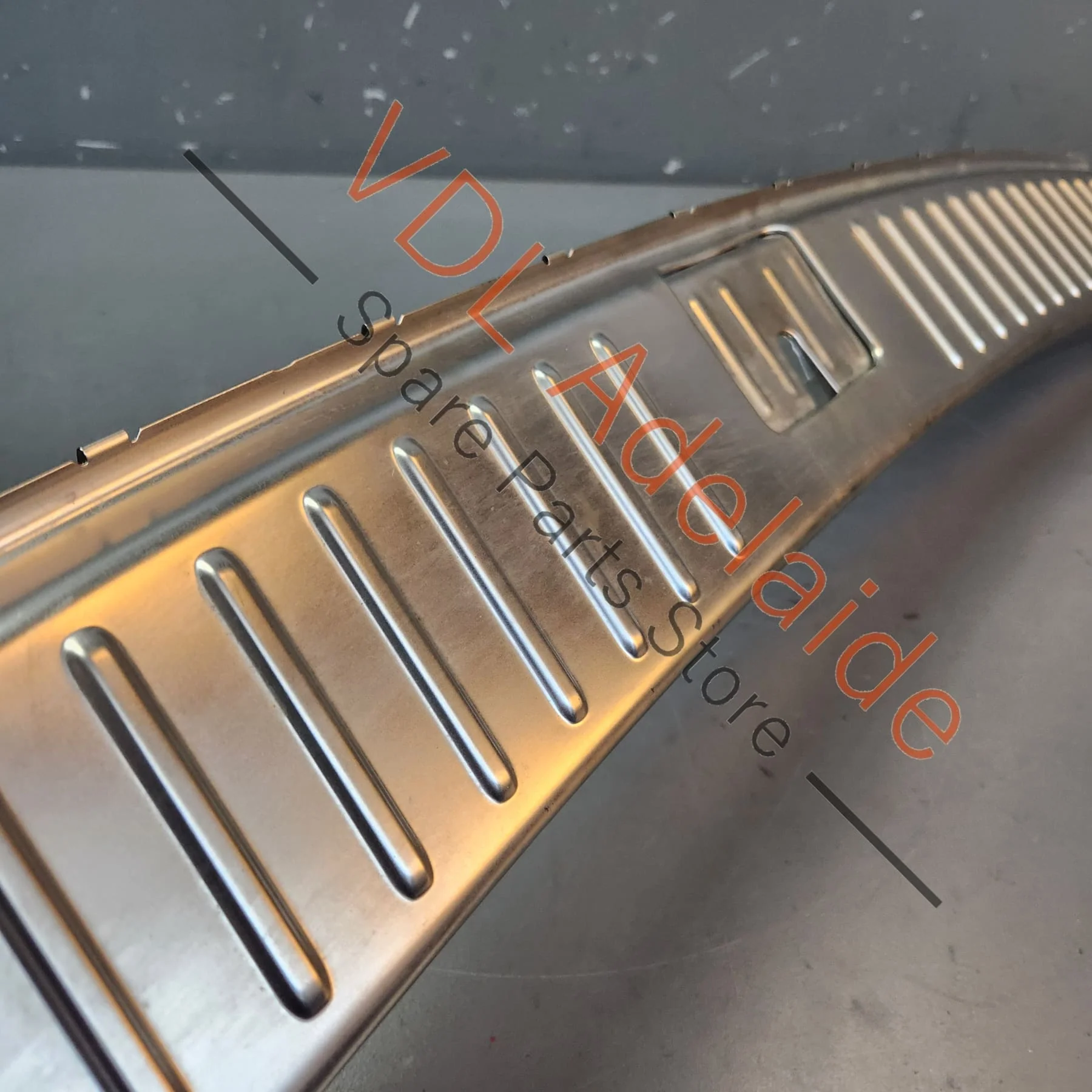 Porsche Cayenne E3 9YA 9YB Rear Luggage Compartment Load Edge Trim Stainless Steel Chrome 9Y0864483B 1E0 9Y0864483G 1E0 - Image 5