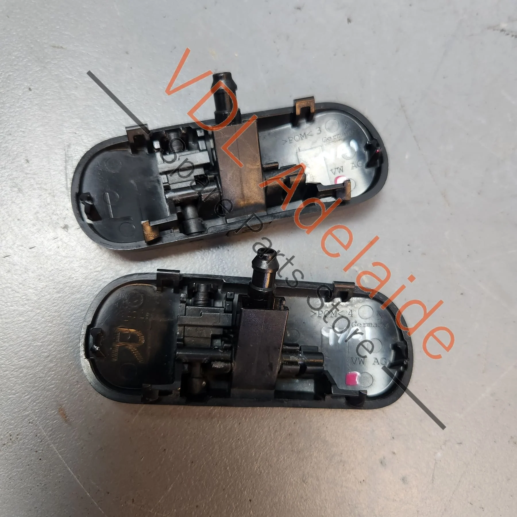 Porsche Cayenne E3 9Y Pair of Windscreen Washer Jet Nozzles 9Y0955985B  9Y0955985C - Image 4