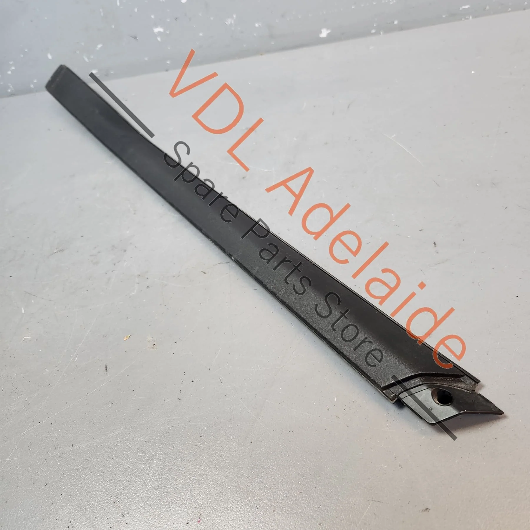 Porsche Cayenne E3 9Y Right Rear Door Entry Sill Trim Plastic 9Y0853540 - Image 4
