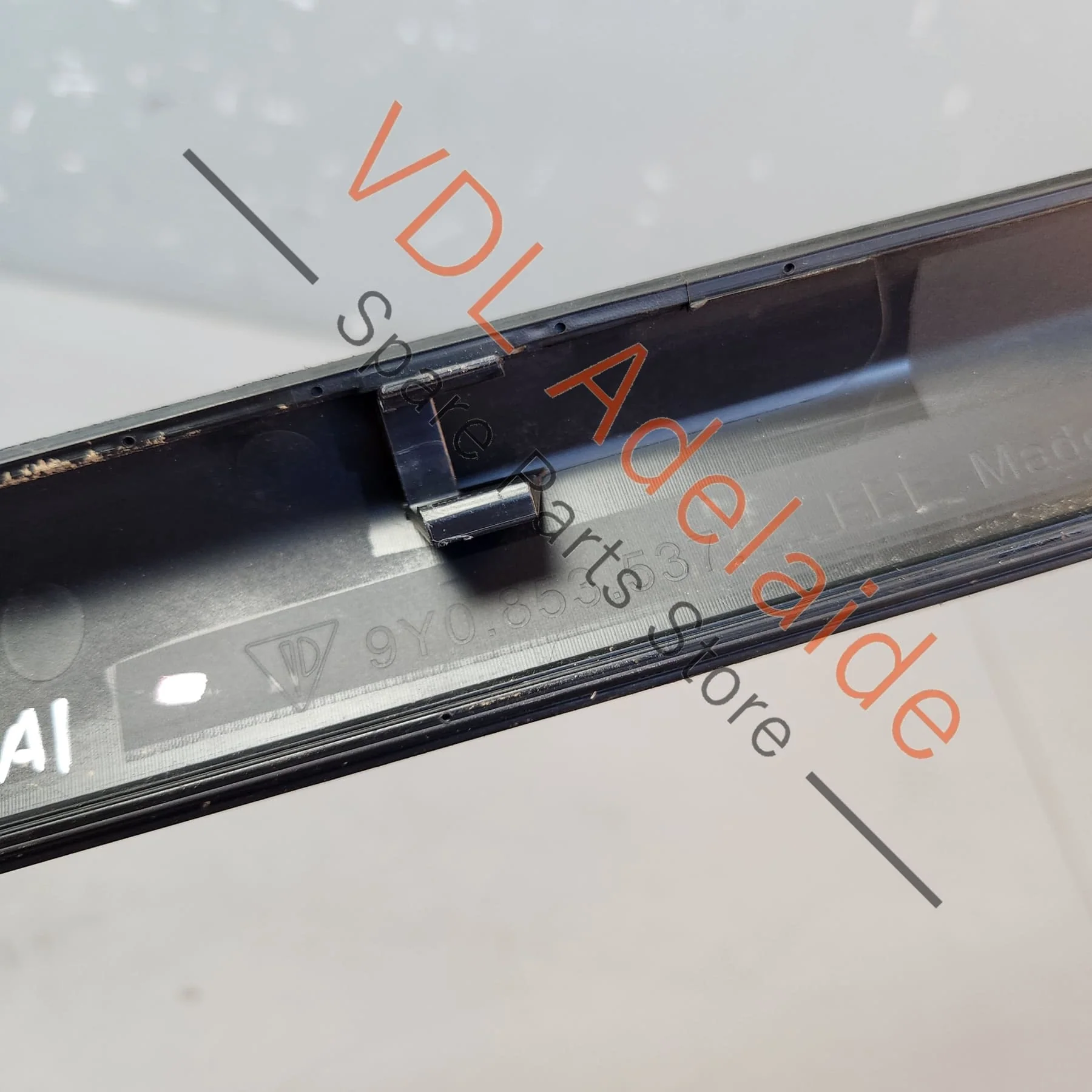 Porsche Cayenne E3 9Y Left Front Door Entry Sill Trim Plastic 9Y0853537 - Image 2