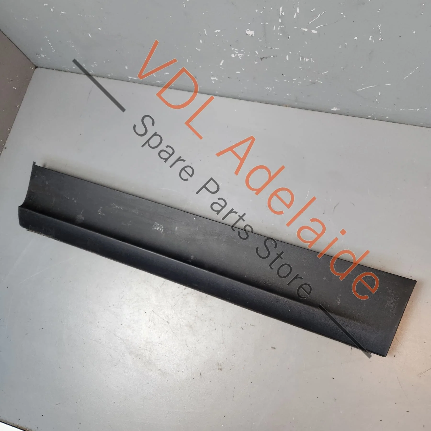 Porsche Cayenne E3 9Y Rear Left Door Exterior Molding Trim 9Y0839095Y