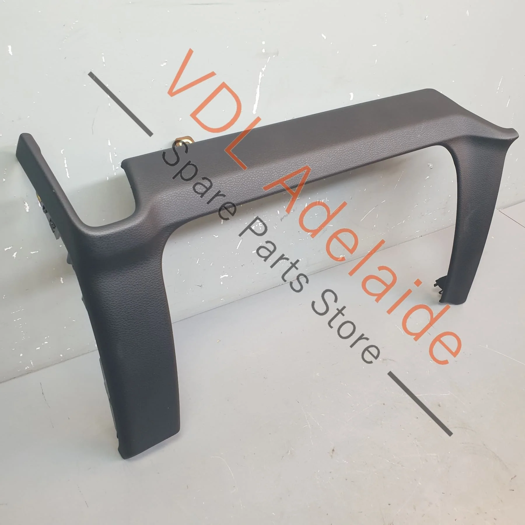 Porsche Cayenne E3 9Y Passenger Side Lower Glovebox Dashboard Trim Leather for RHD - Image 4