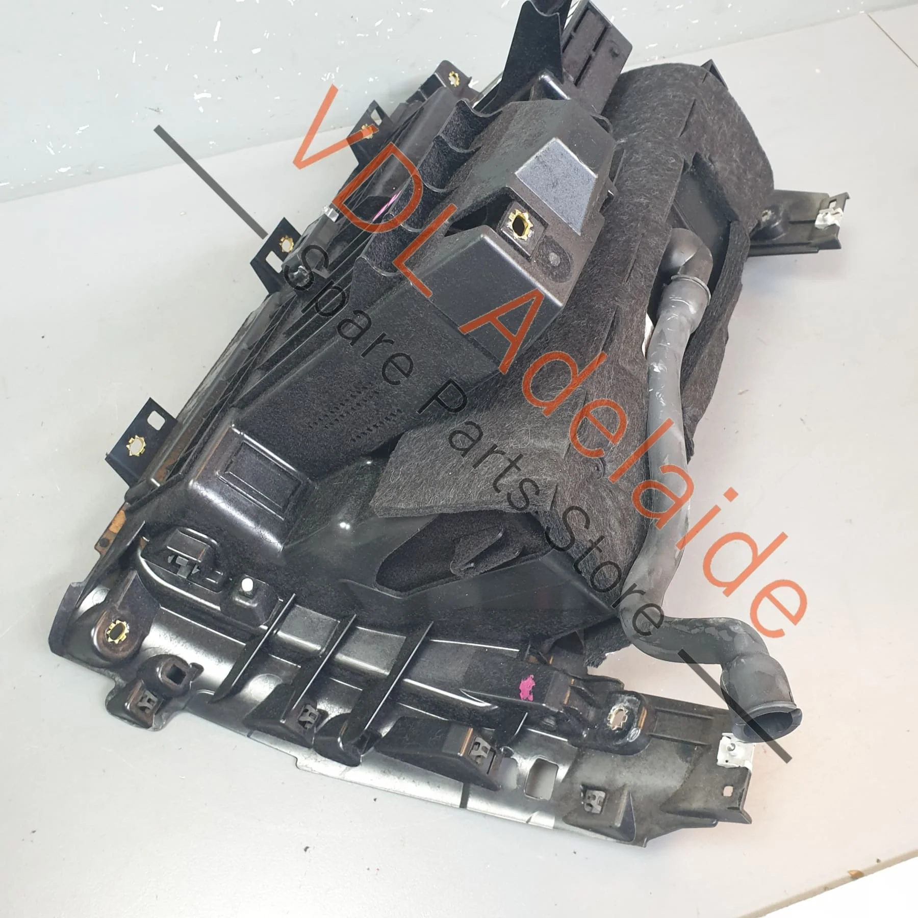 Porsche Cayenne E3 9Y Passenger Side Glovebox Leather for RHD - Image 11