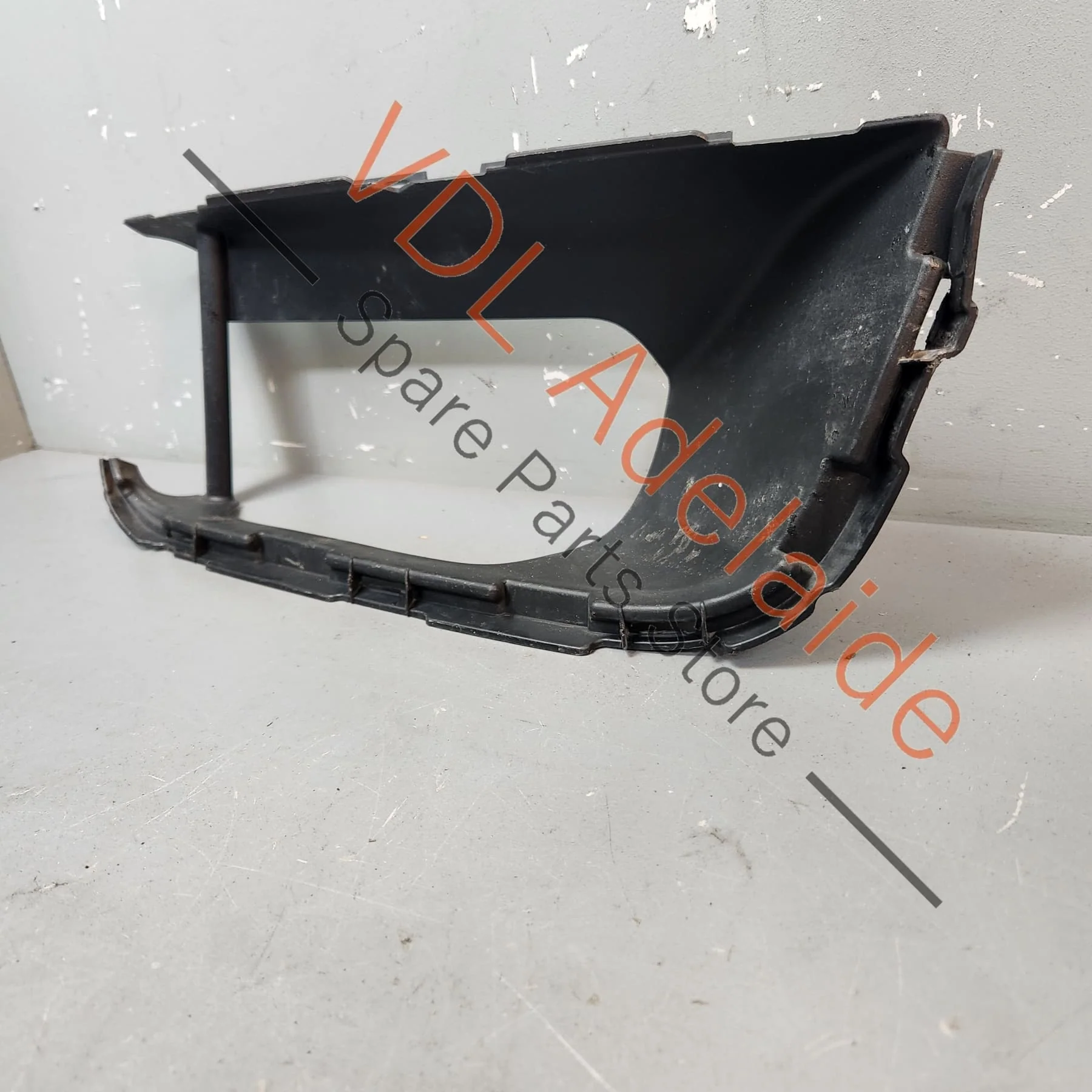 Porsche Cayenne E3 9Y Front Bumper Right Grille Air Guide 9Y0807162 - Image 5