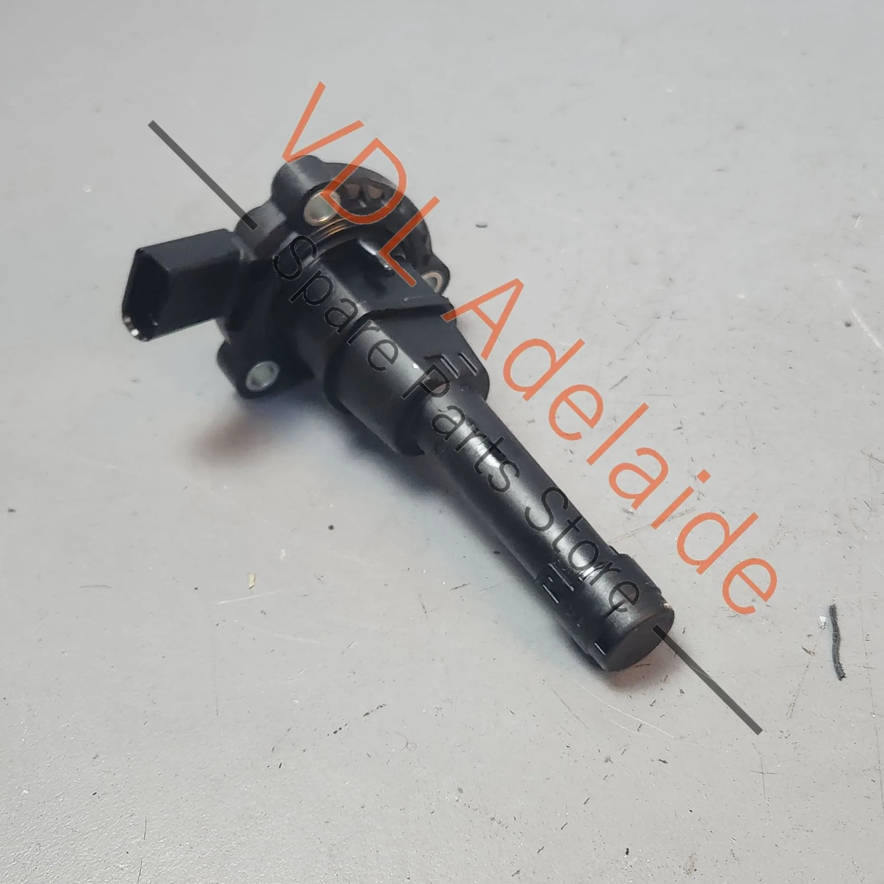 Porsche Engine Oil Level Sensor 06M907660A PAB90766000