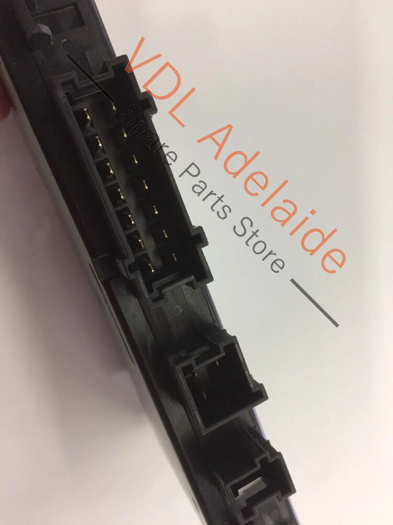 Mercedes W164 ML-Class Front Right Driver Seat Control Module A2118704785 - Image 3