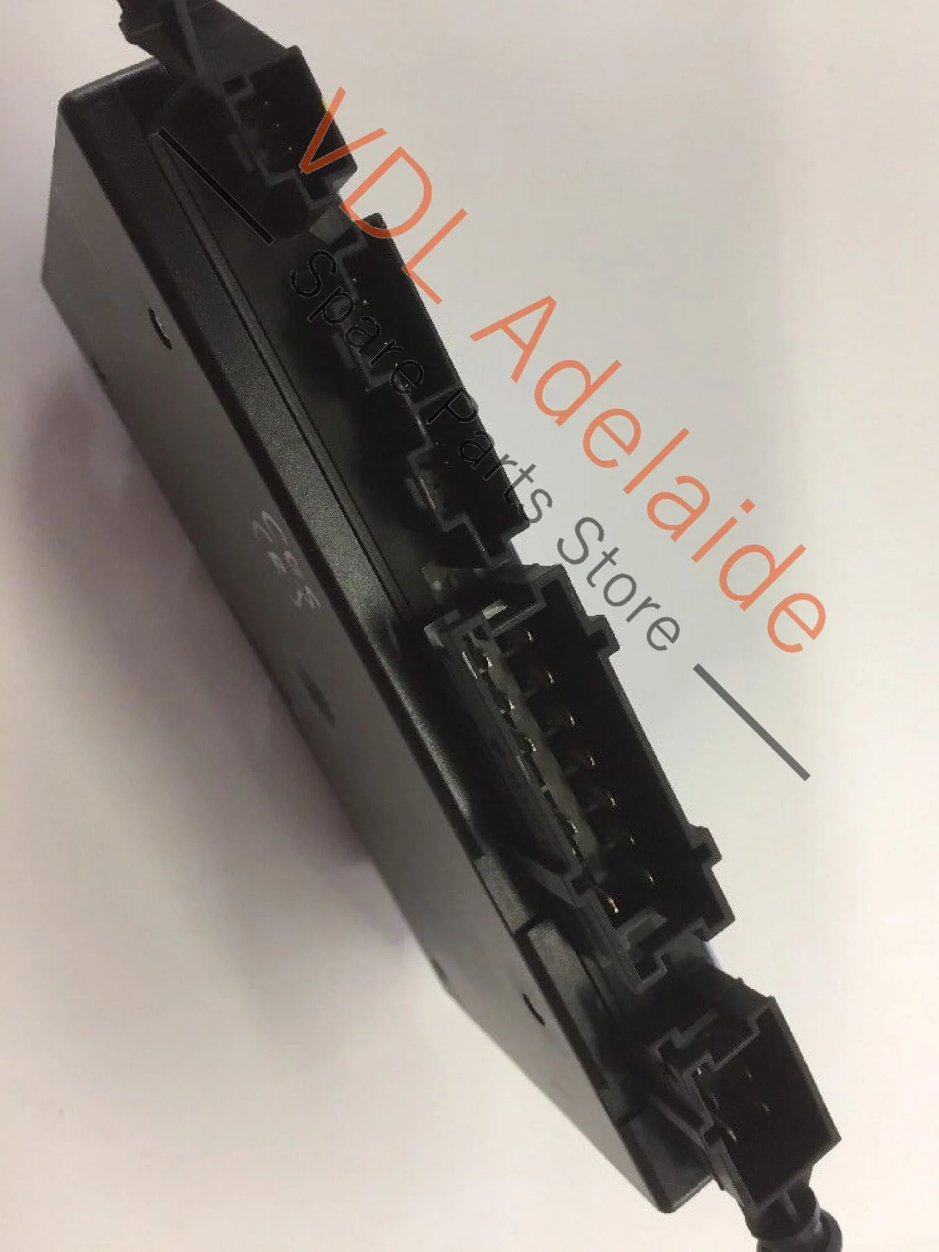 Mercedes W164 ML-Class Front Right Driver Seat Control Module A2118704785 - Image 4
