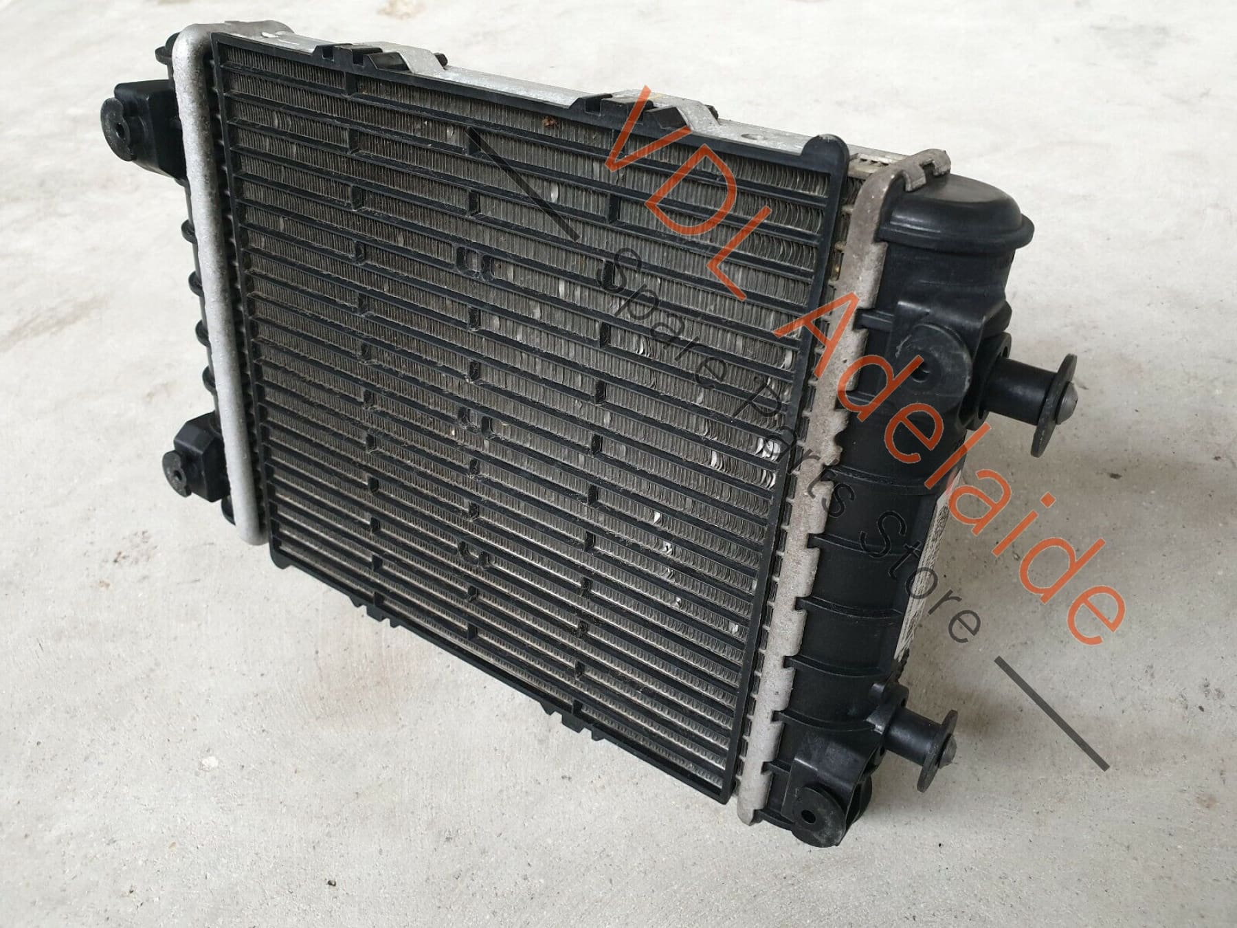 Audi TT TTS Mk3 8S FV3 Additional Extra Secondary Water Cooler 5Q0121251HA - Image 4