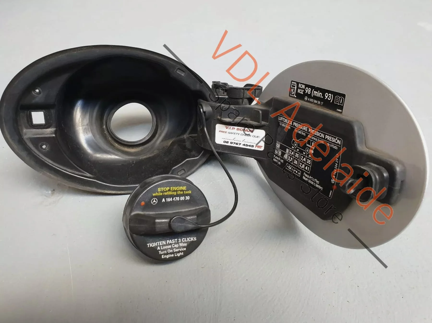 Mercedes Benz W164 ML Fuel Tank Cap Door Flap Iridium Silver A1646300767 - Image 4