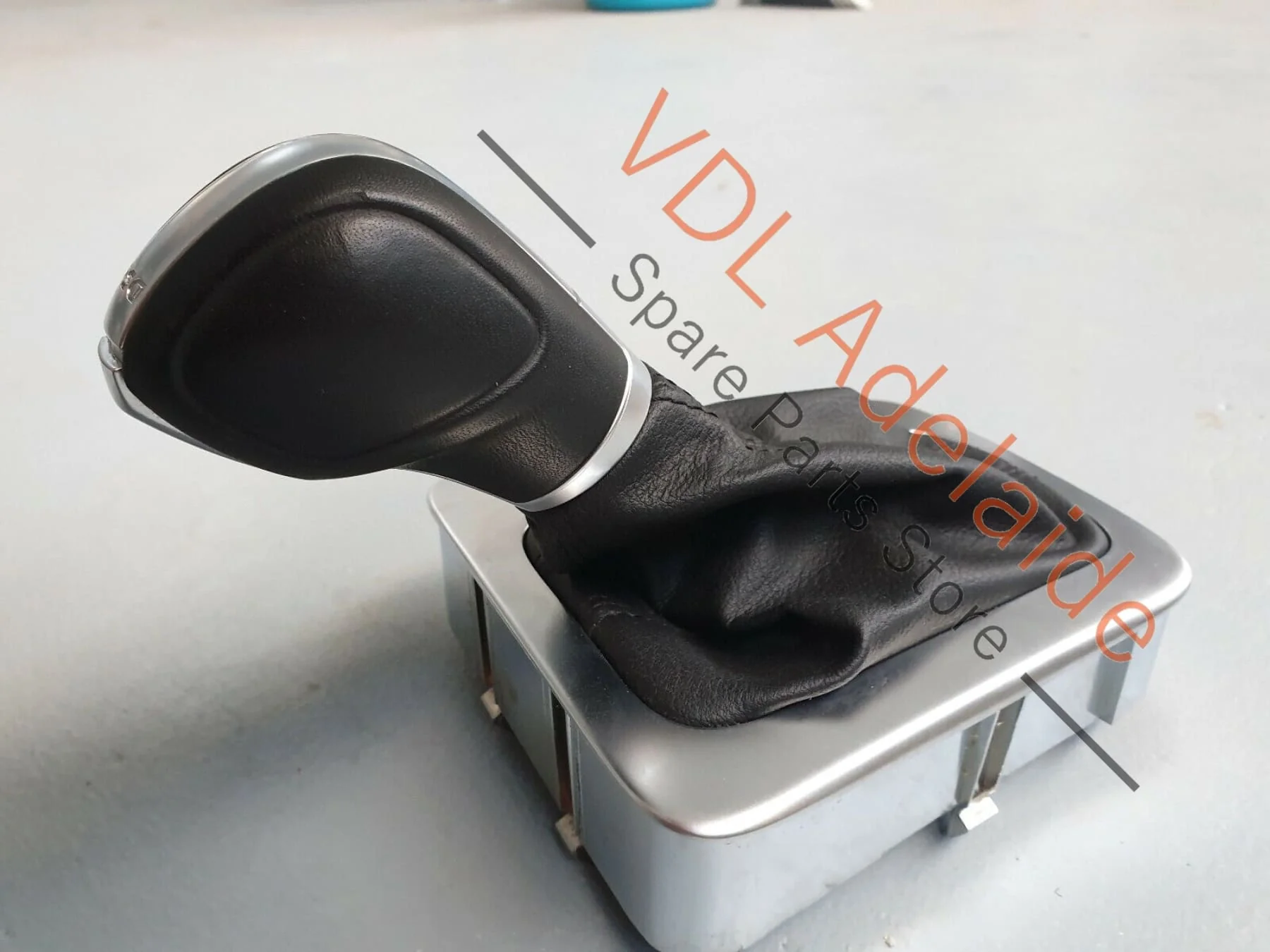 VW Tiguan 5N DSG Shifter Gear Shift Boot Knob Trim PRND Cover 5N2713203ABUMF JES - Image 8