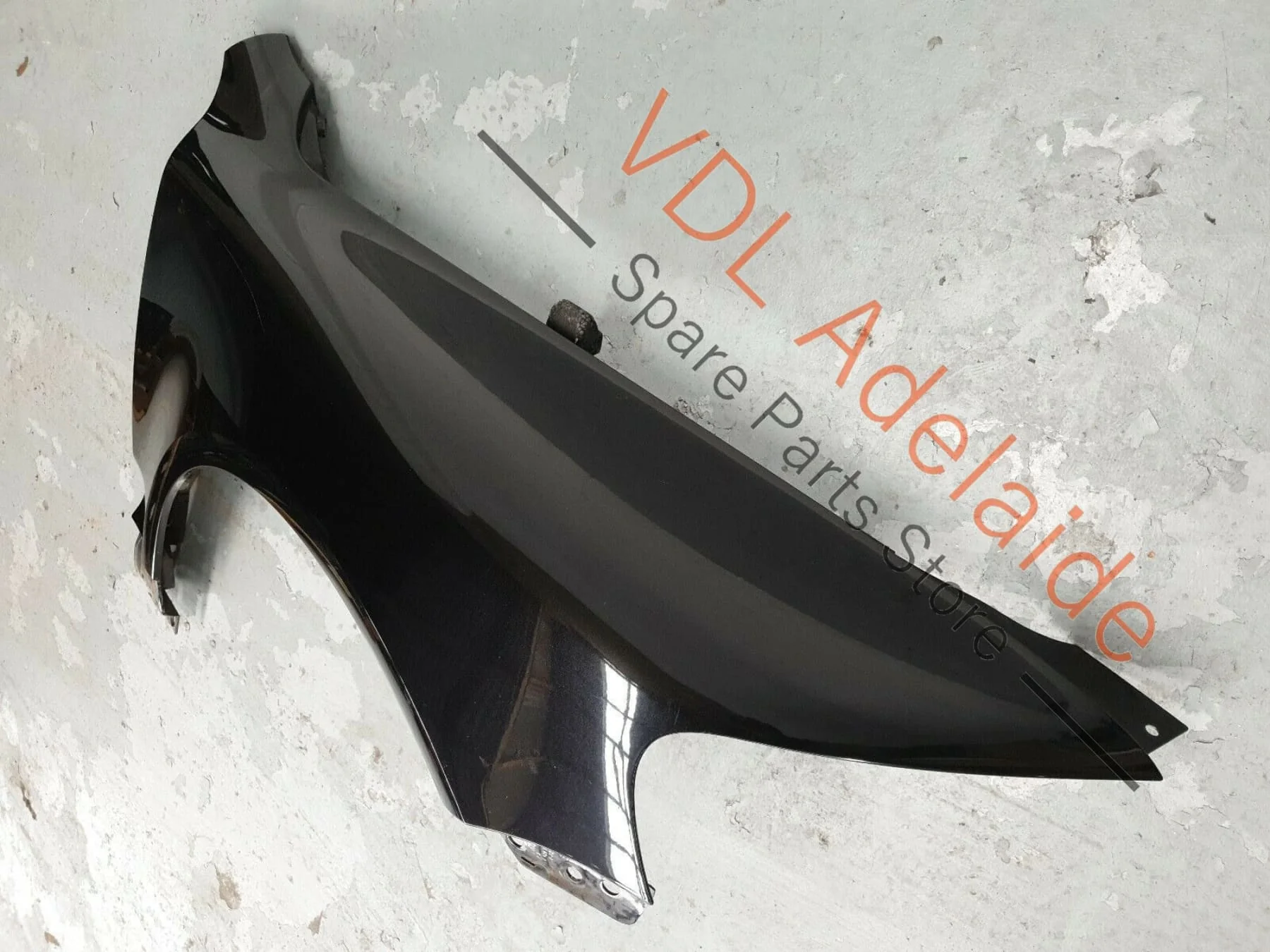 Volkswagen Touareg 7L Front Right Quarter Fender Mudguard Panel REG - Image 2