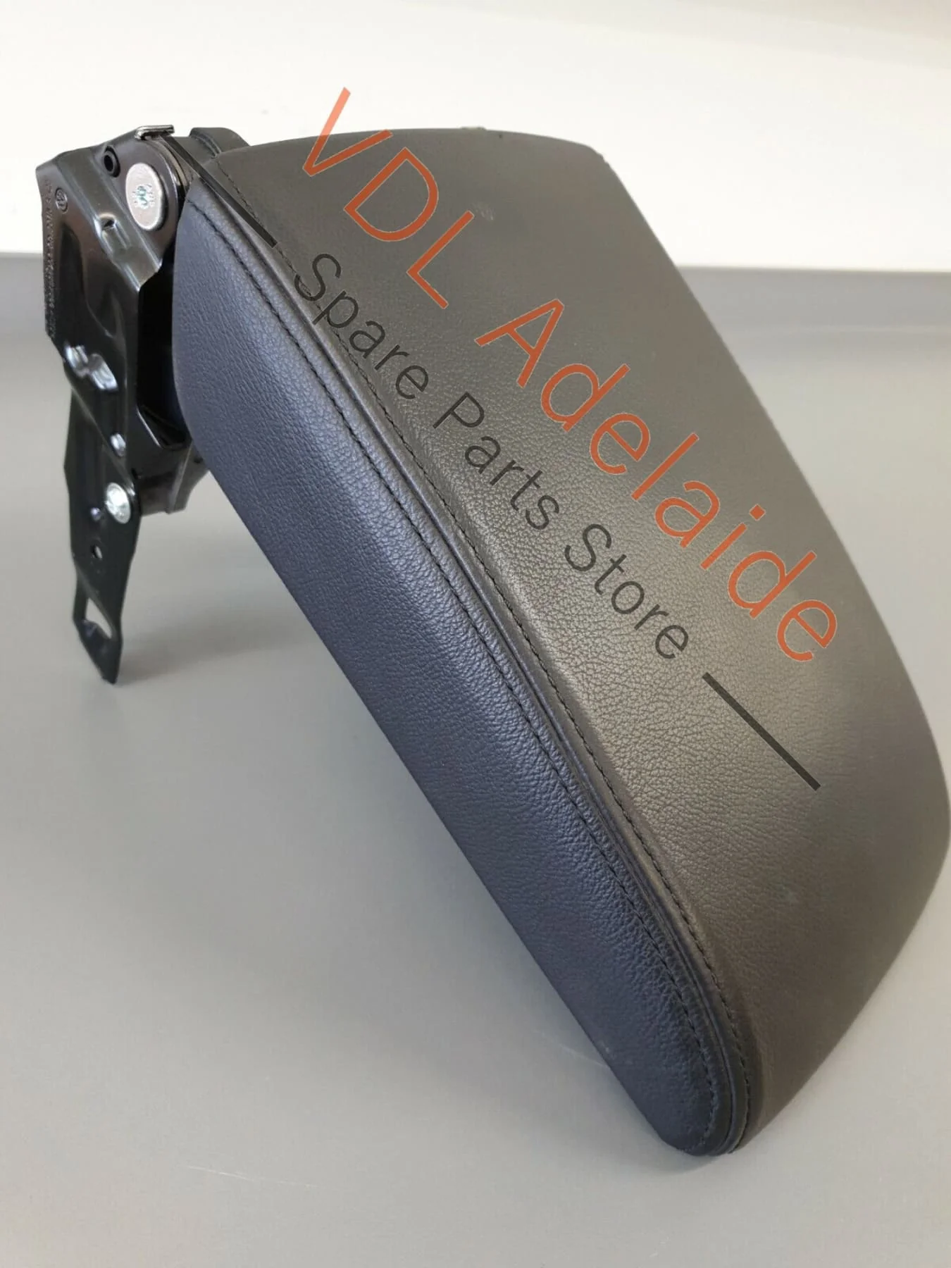 VW Passat B8 3G Centre Console Cover Lid Arm Rest Armrest 3G0864207 PAT2 - Image 2
