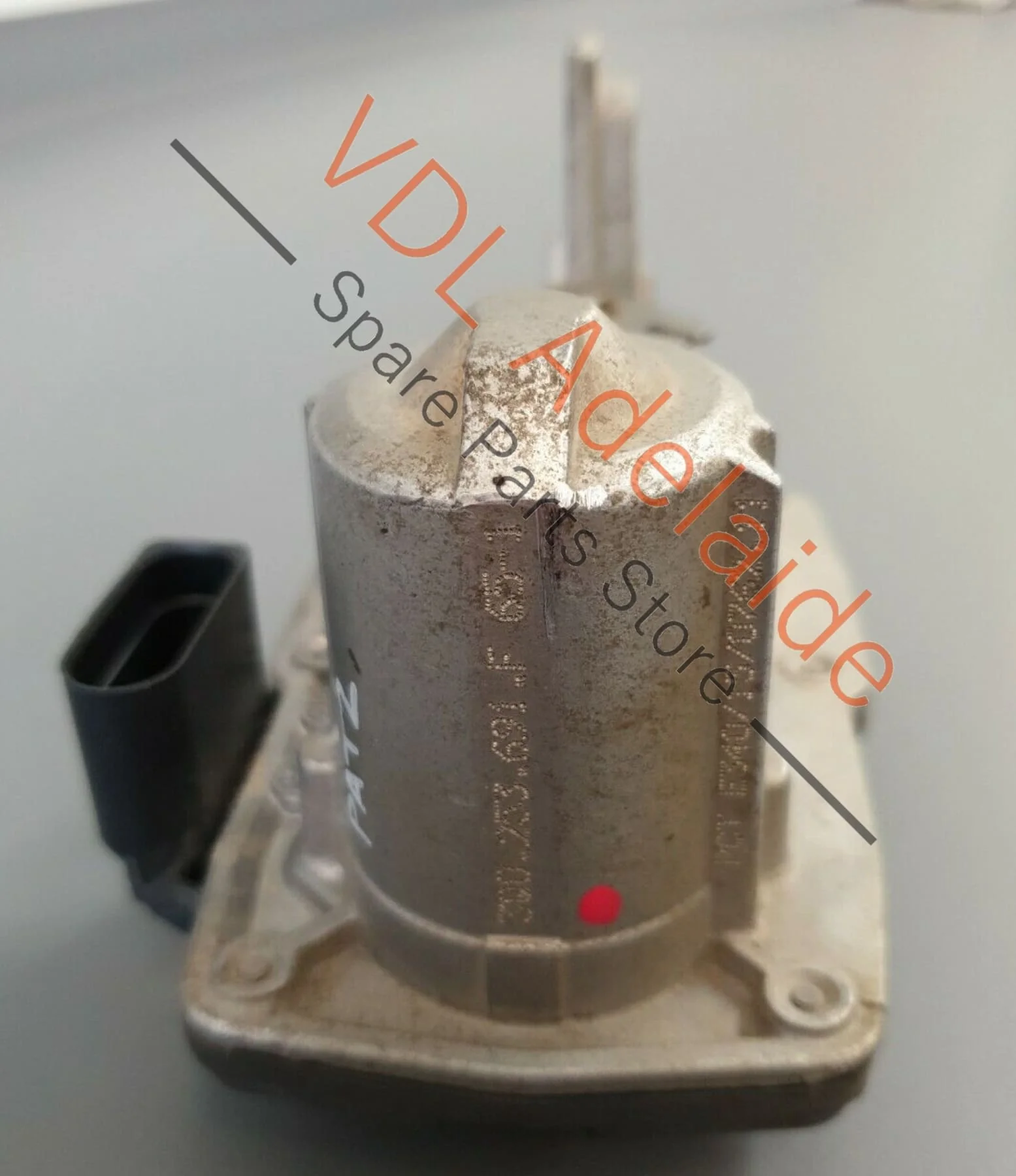 VW Passat Alltrack B8 3G Exhaust Control Throttle Valve Motor 3Q0253691F PAT2 - Image 4