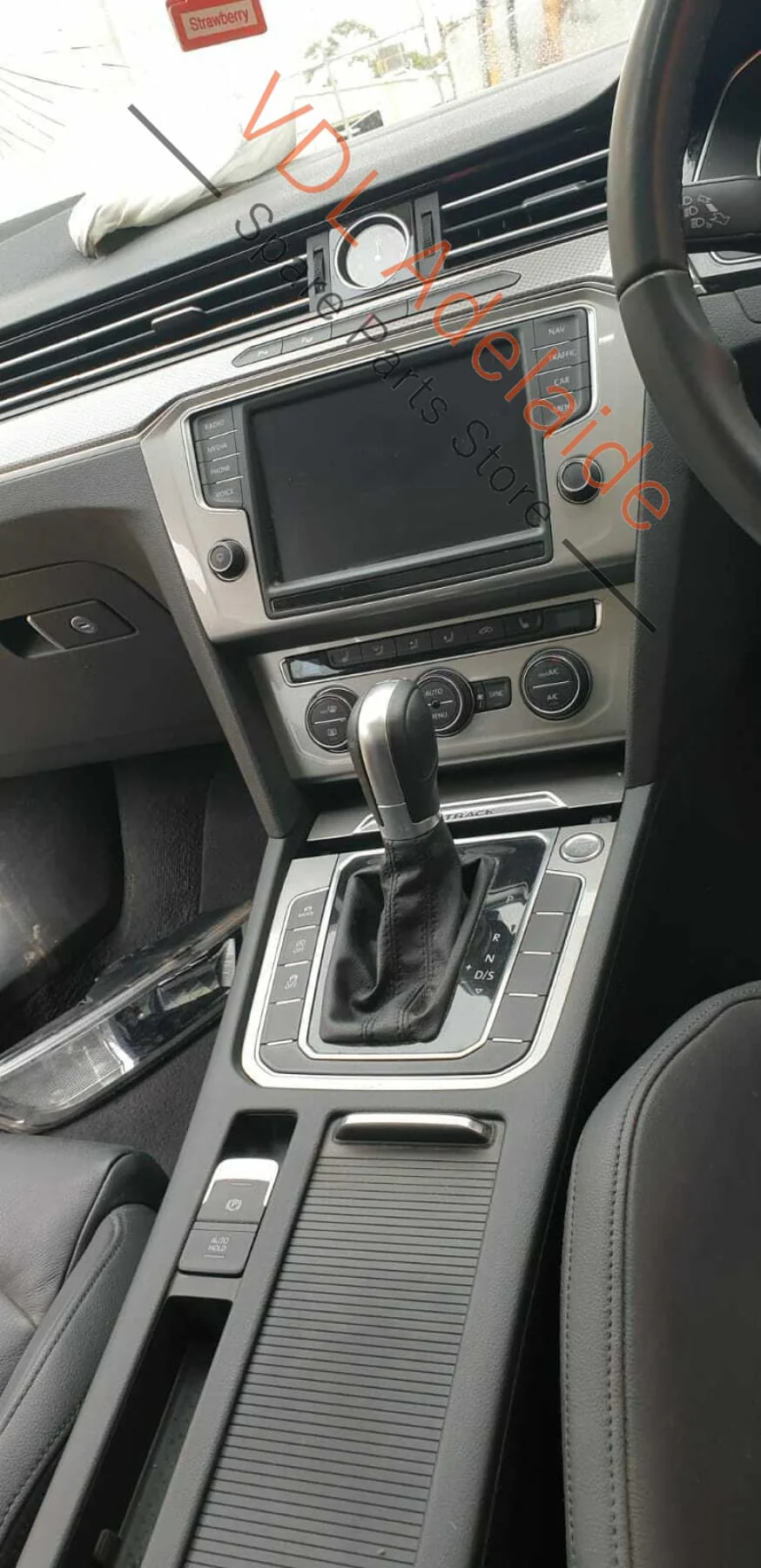 VW Passat Alltrack B8 3G PDC Park Assist Hazard Light Switch 3G0927132F - Image 7
