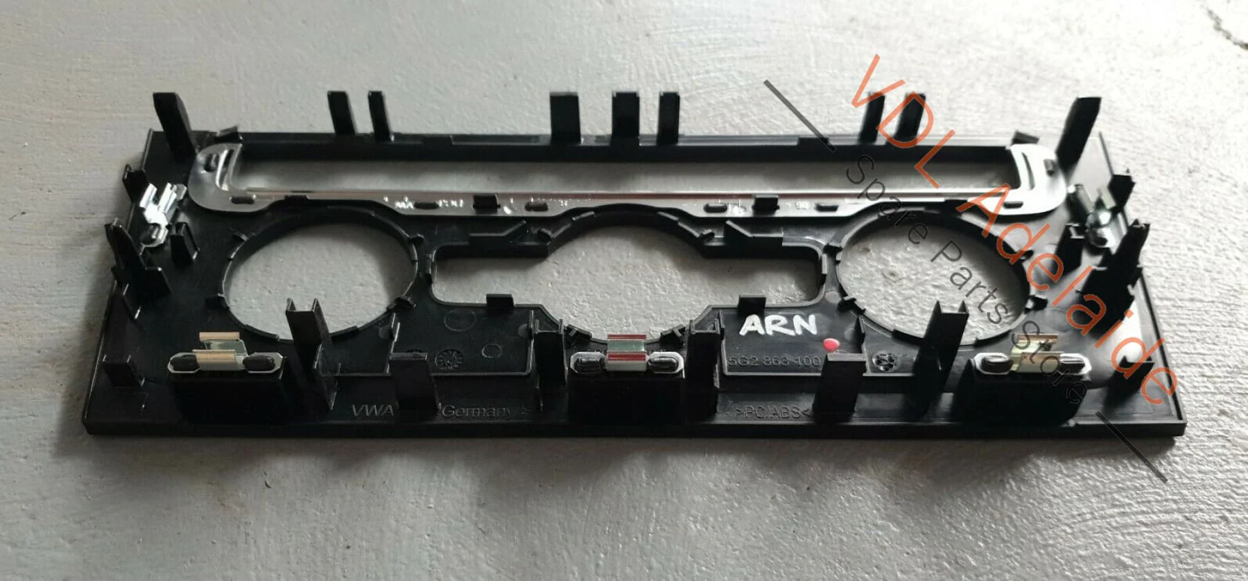 VW Golf GTi Mk7 Dash Climate Control Switch Surround Trim 5G2863042 ARN1 - Image 5