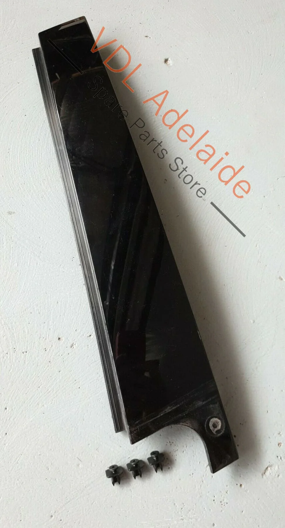 VW Golf Mk7 OEM Rear Left Exterior Door B-Pillar Black Trim 5G6839901B ARN1