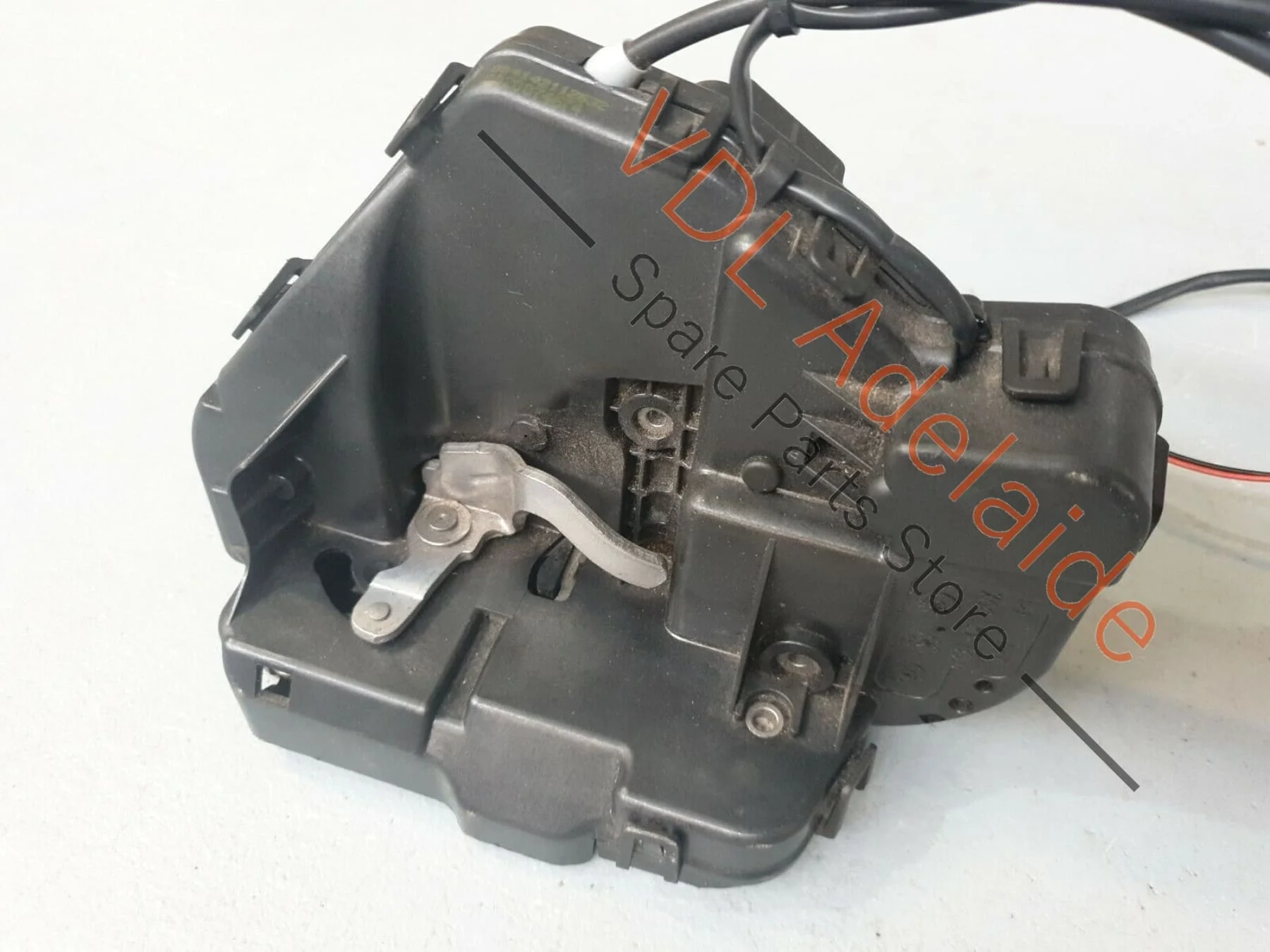 Genuine Mercedes W211 E350 E Class Right Rear Door Lock Mechanism Actuator A2117300635 - Image 3