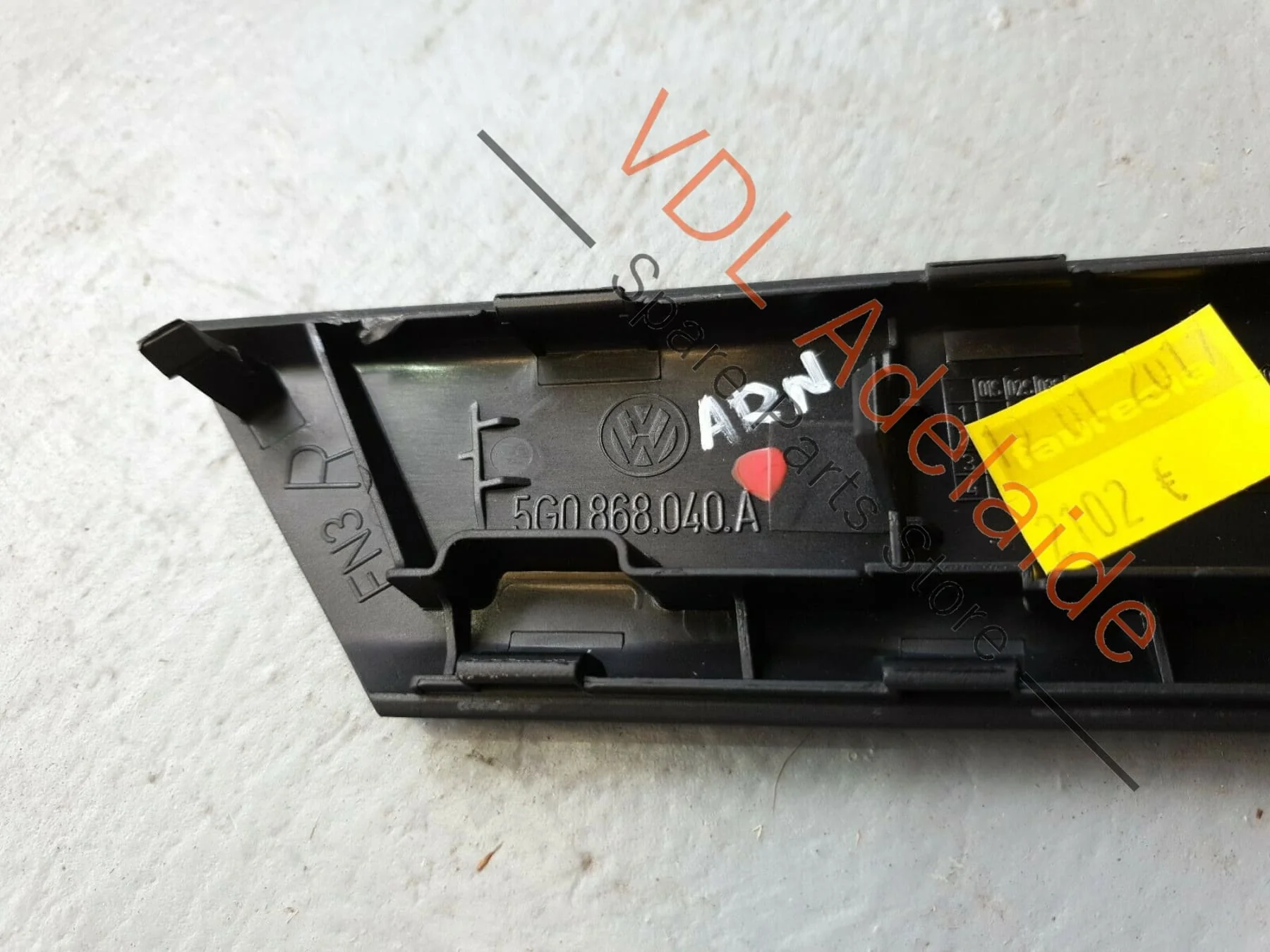 VW Golf Mk7 Right Side Interior Door Handle Inlay Trim 5G0868040A ARN1 - Image 3