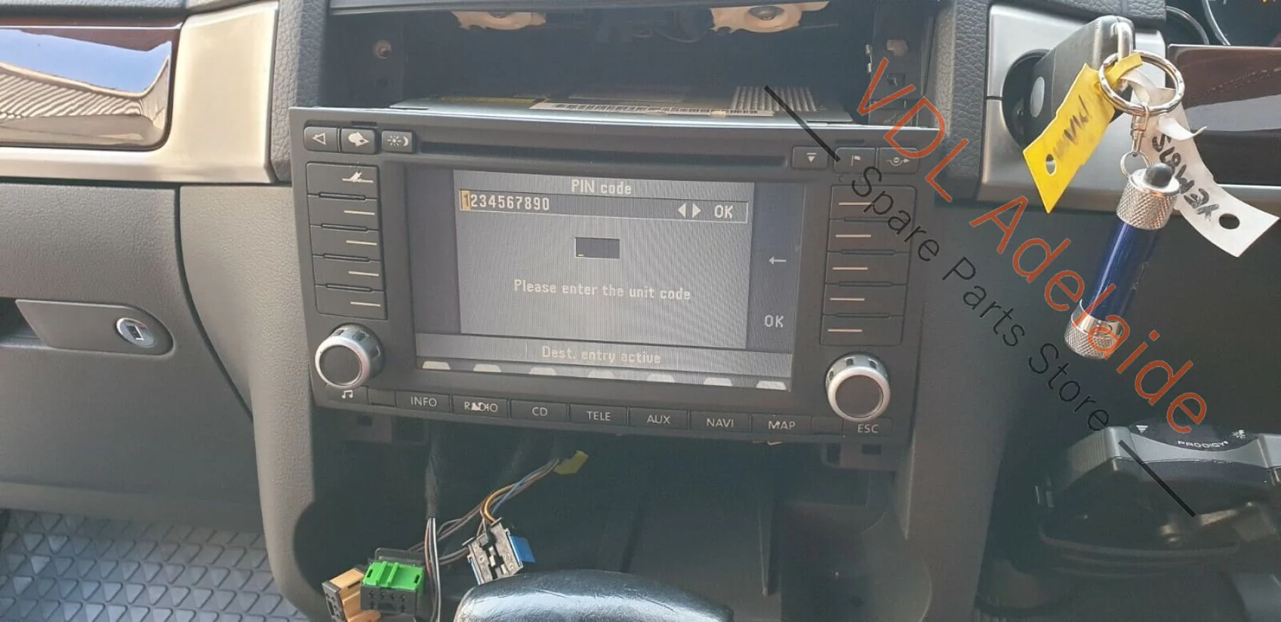 Volkswagen VW Touareg 7L Radio Navigation Control Head Unit 7L6035191NX REG - Image 8