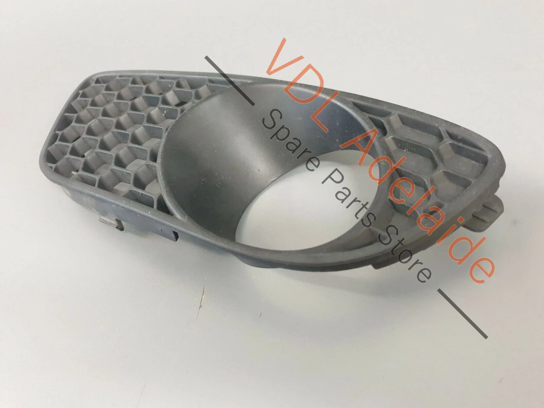 Volkswagen VW Touareg 7L R50 Left Front Bumper Fog Light Cover 7L9853663A REG4 - Image 6