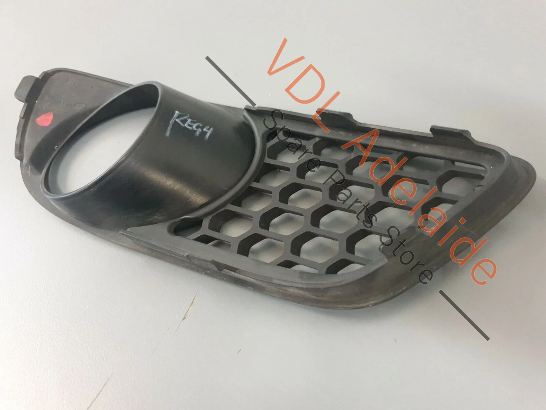 Volkswagen VW Touareg 7L R50 Left Front Bumper Fog Light Cover 7L9853663A REG4 - Image 8