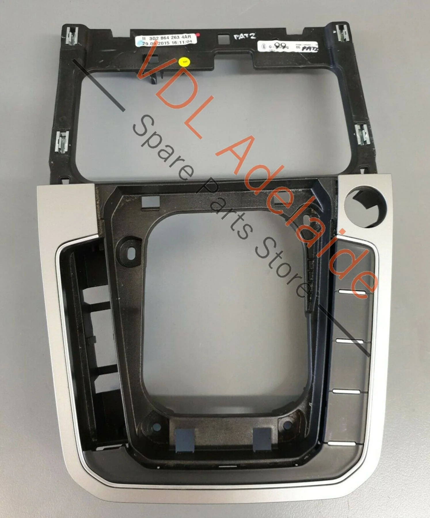 VW Passat Alltrack B8 3G Gear Selector Shift Surround Trim Cover 3G2864263 PAT2