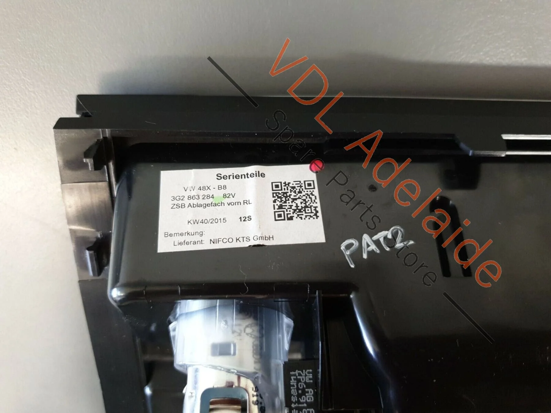 VW Passat Alltrack B8 3G Front Centre Console Storage 12V Outlet 3G2863284 PAT2 - Image 7