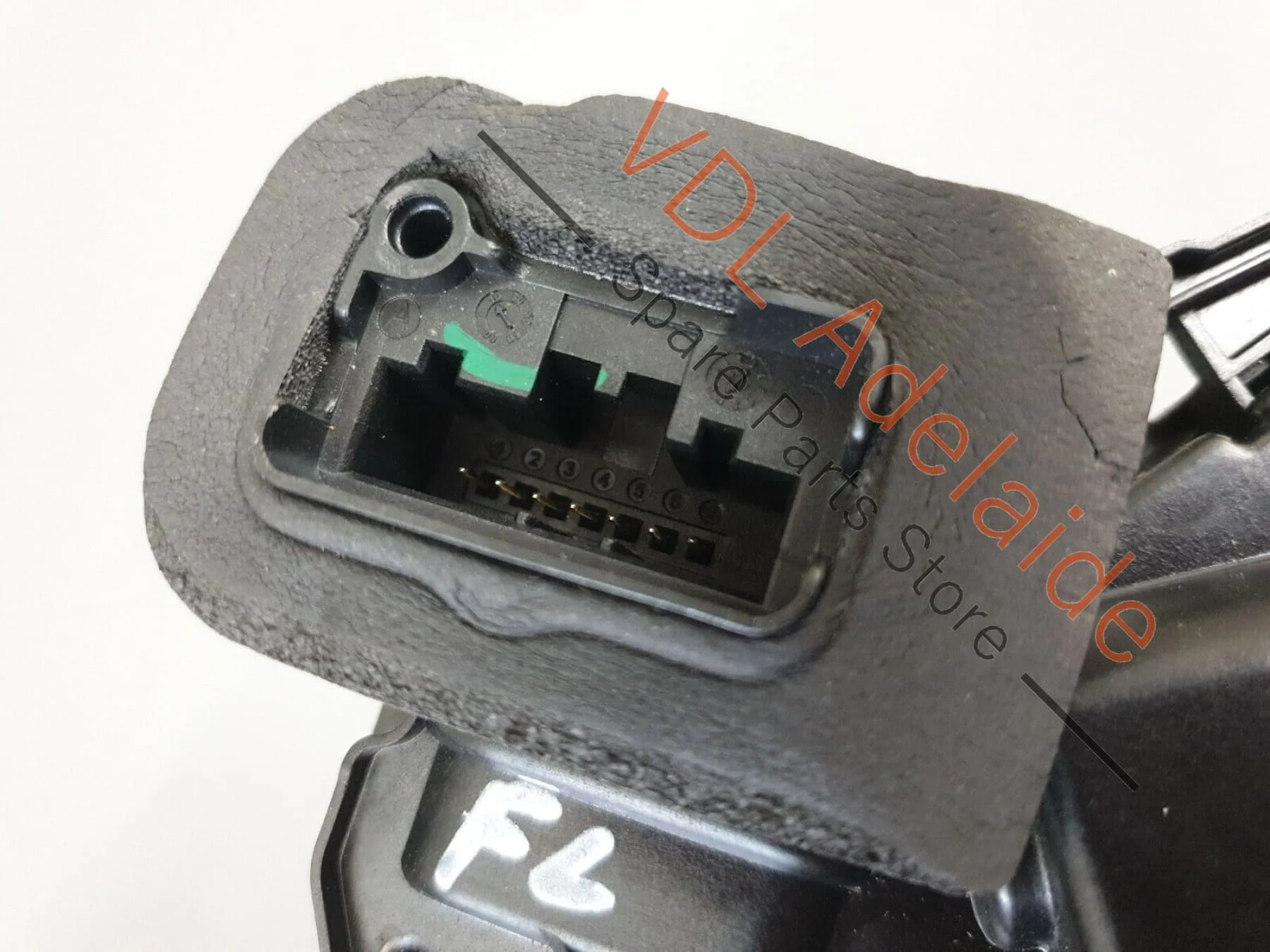 VW Passat Estate Wagon B8 3G Front Left Door Lock Mechanism 5E2837015B PAT4 - Image 4