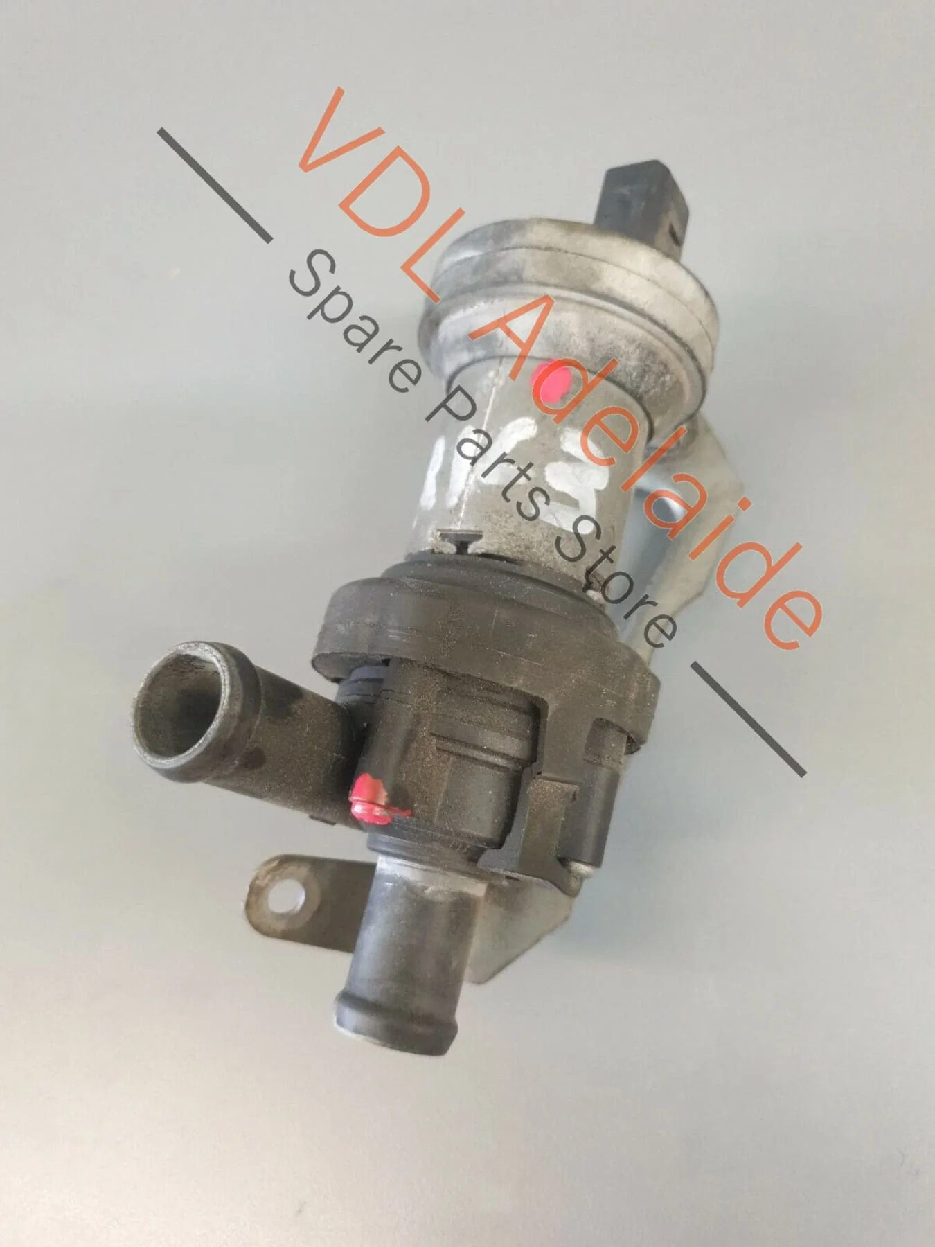 Volkswagen VW Golf Mk5 R32 Auxiliary Additional Water Pump  3D0965561D RIC3