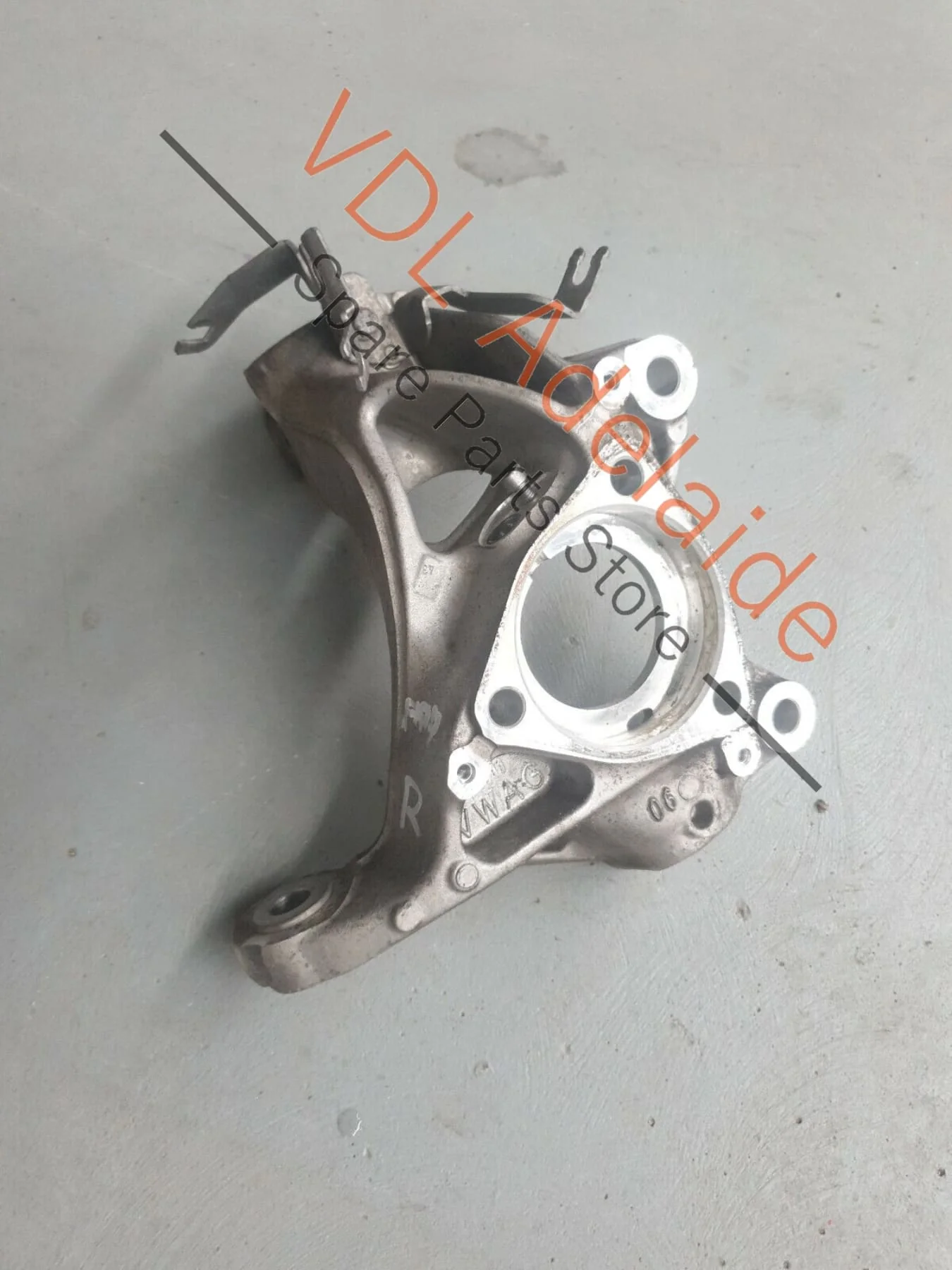 VW Passat B8 Golf MK7 Front Right Wheel Bearing Housing Carrier 5Q0407254A PAT4 - Image 3