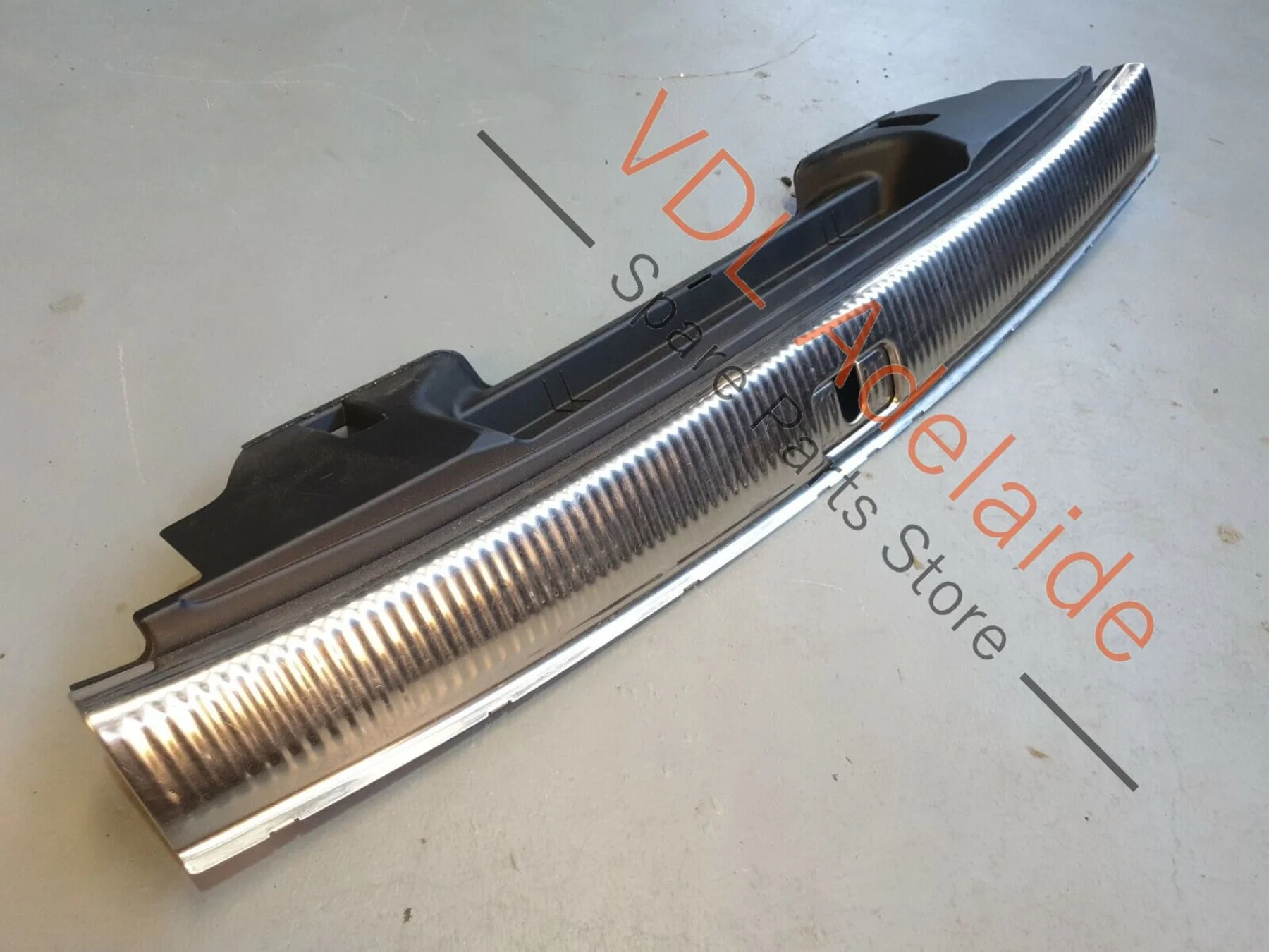 Audi SQ5 Q5 8R Trim for Rear Cross Panel Cargo Boot Hatch Stainless Steel OSC2 - Image 2