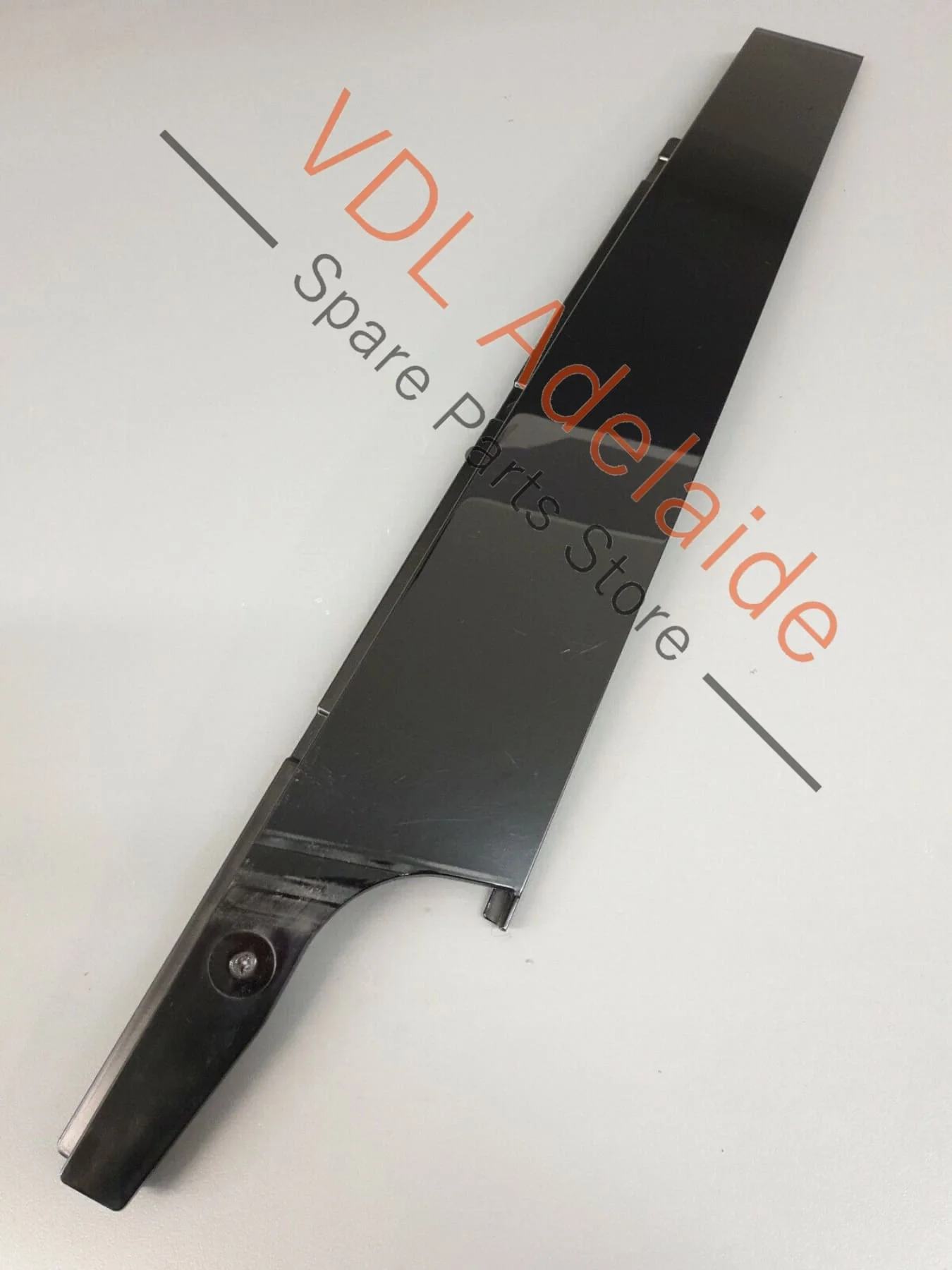 Audi SQ5 Q5 8R Front Left Exterior Door B-Pillar Black Trim 8R0837901P OSC2