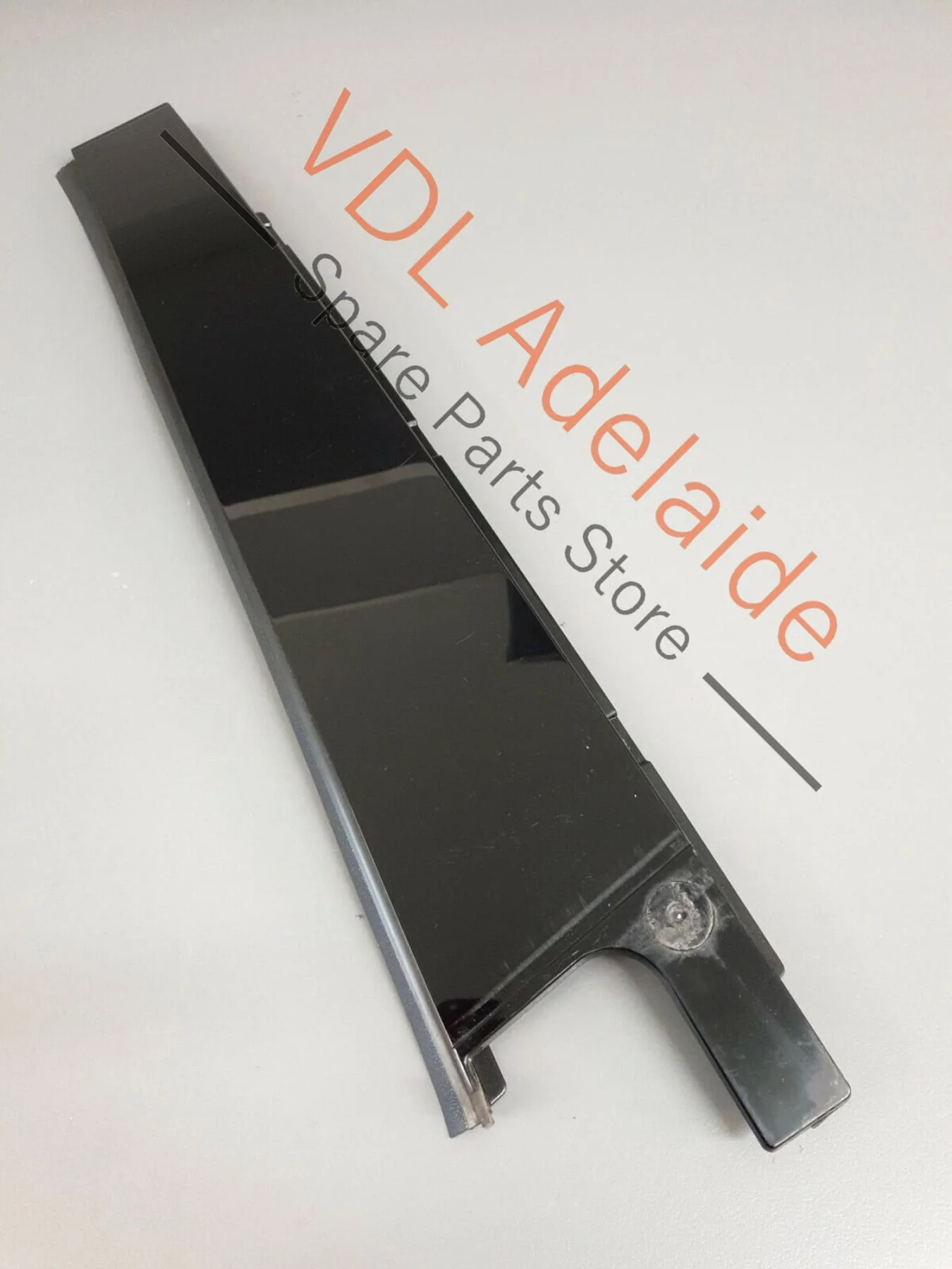 Audi SQ5 Q5 8R Rear Left Exterior Door B-Pillar Black Trim 8R0839901M OSC2