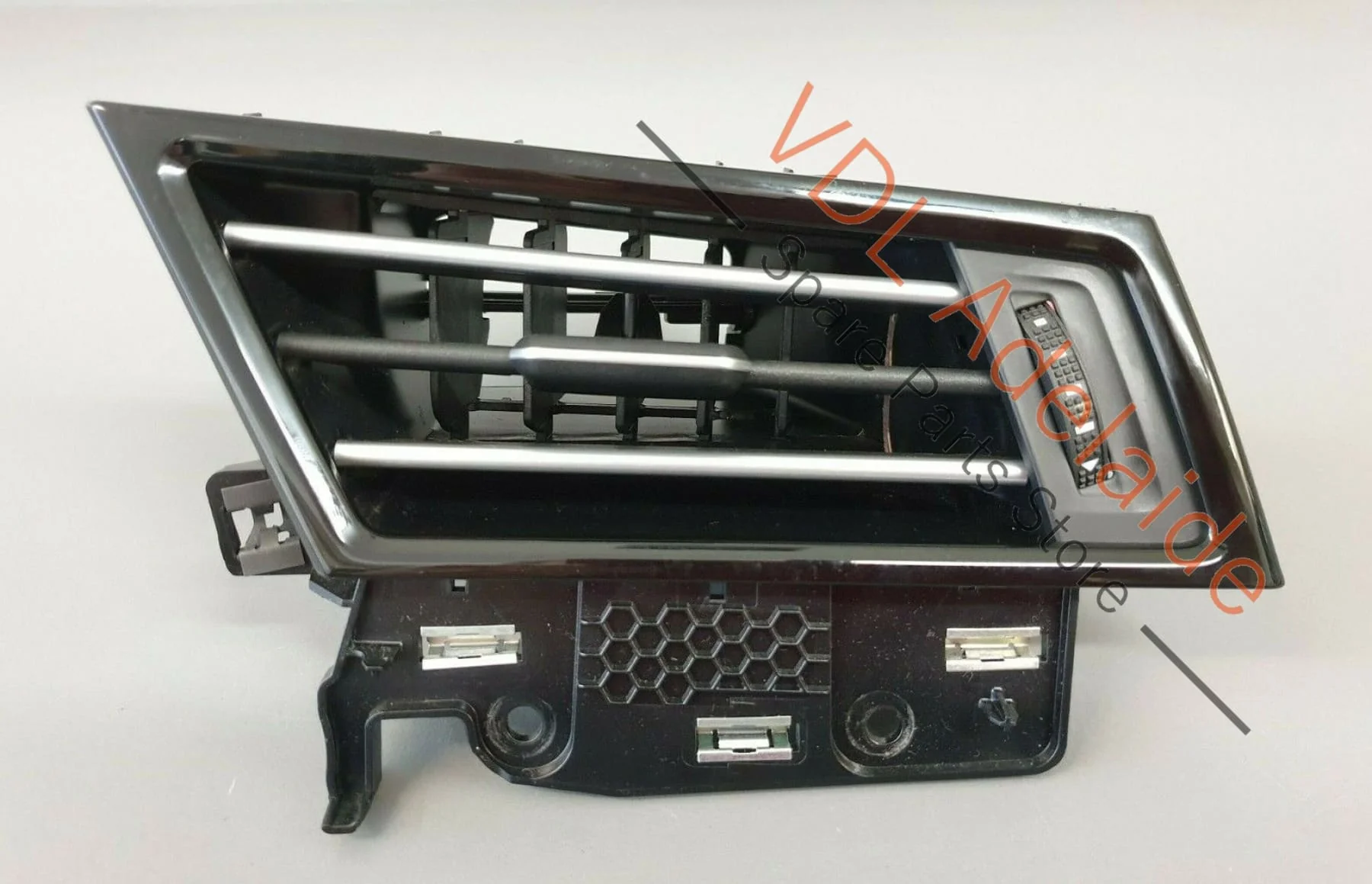 VW Passat R-Line Sedan B8 3G Right Side Dash Air Vent 3G2819702E PAT3