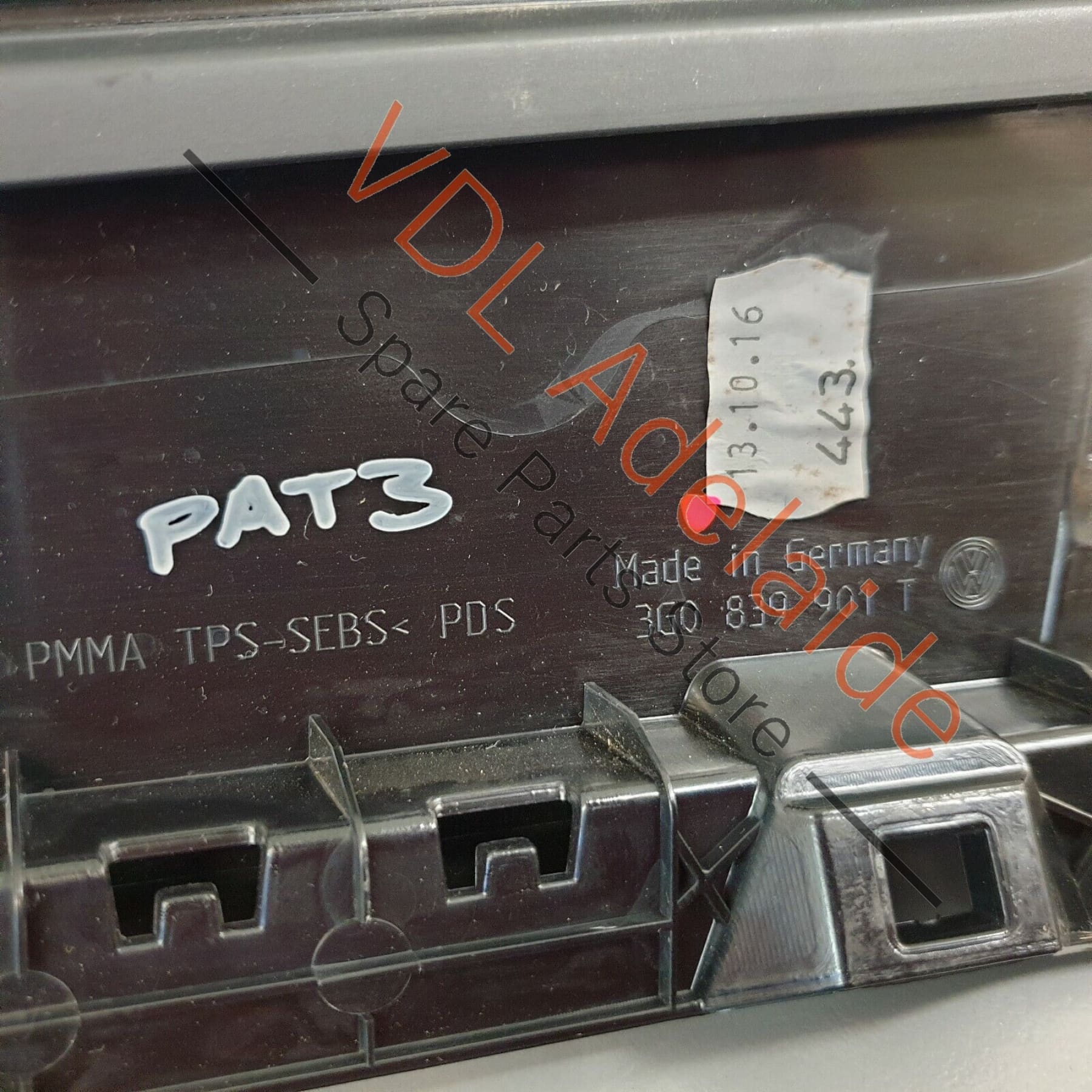 VW Passat R-Line B8 3G Rear Left Trim for Door Window Frame 3G0839901T PAT3 - Image 5